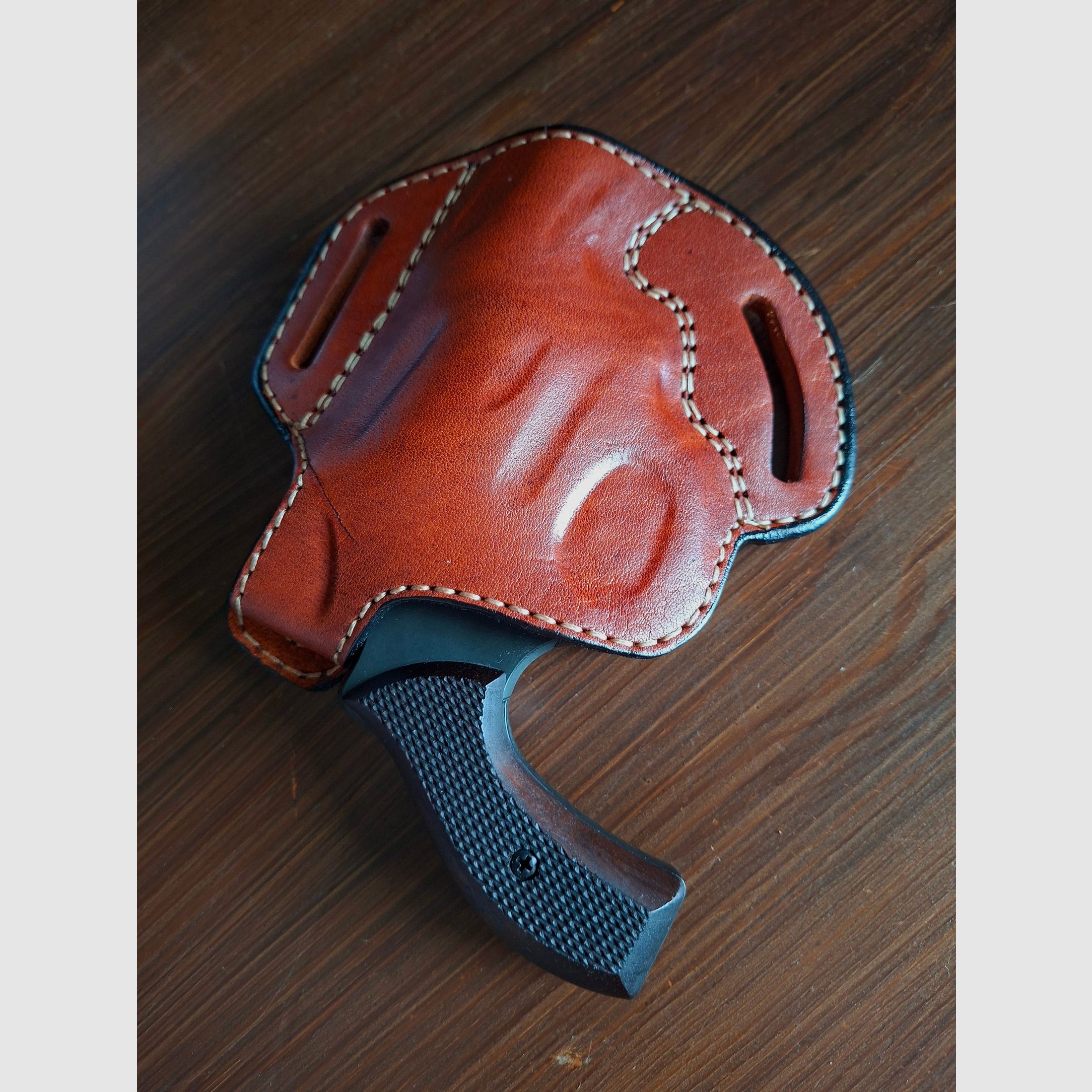 OWB leather belt holster S&W J frame Mod 36,37,60, HW37/88, EGR 66