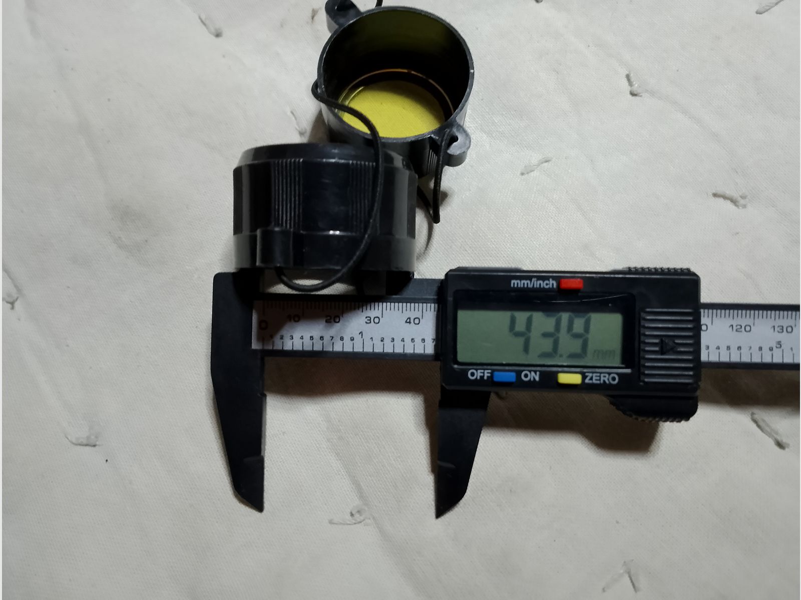 2 x Schutzkappen gelb klar Zielfernrohr Gummiband Kappen Fernglas Fernrohr Staubschutzkappen Okular Schutz Klarsicht