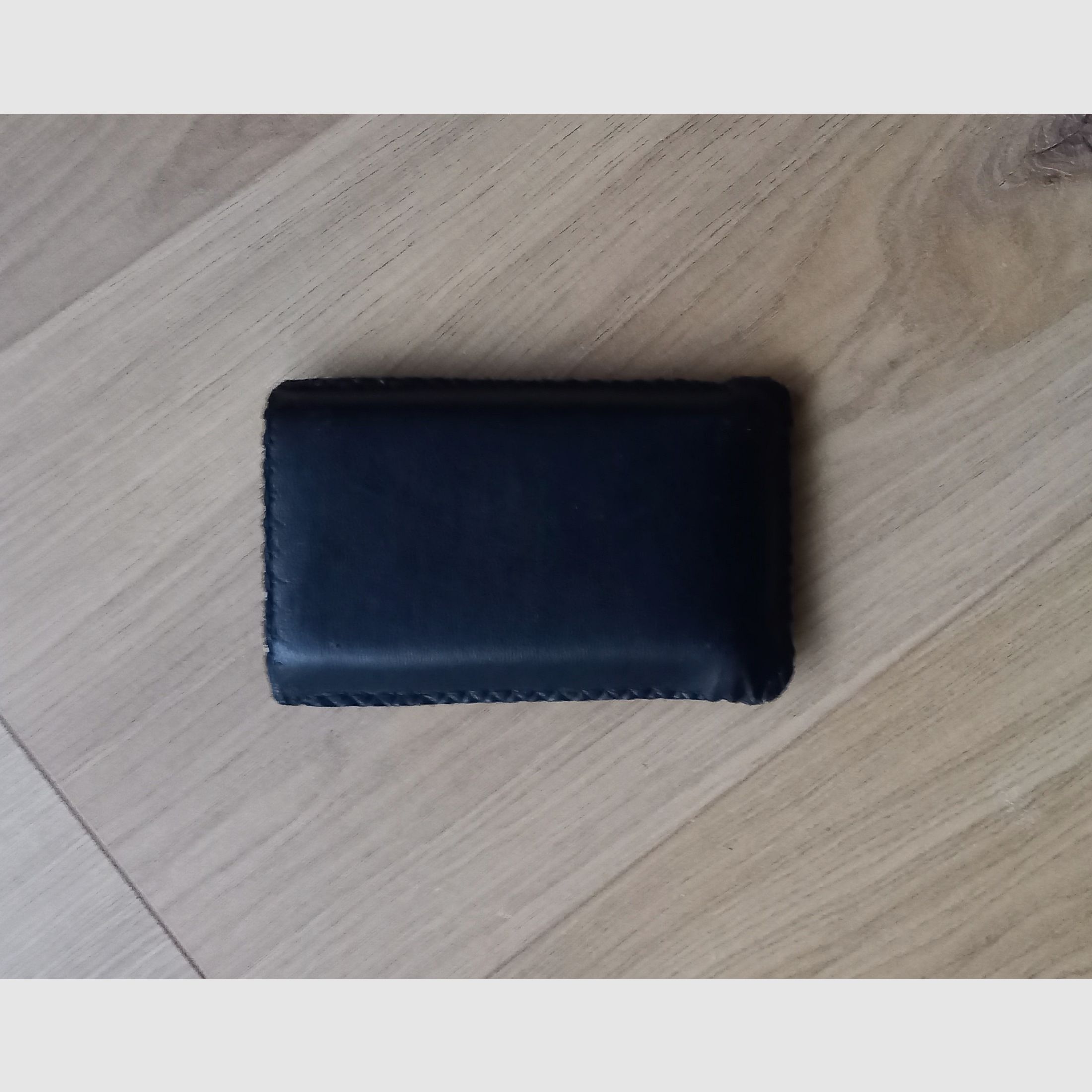 Feinwaage mit Justiergewicht