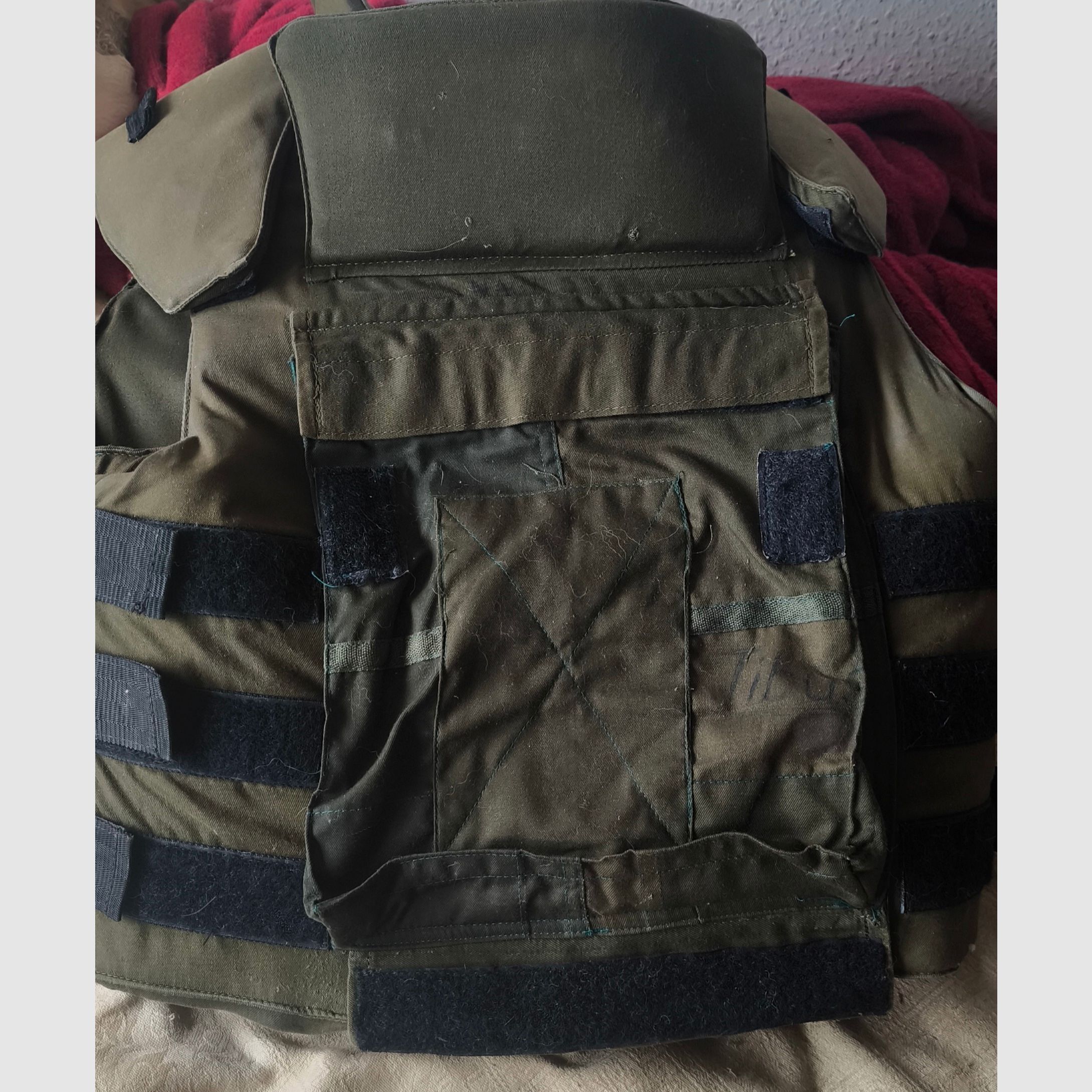 Let op, lees zorgvuldig!! Hongaarse ballistische kogelwerende vest SK3 - gebruikt, geschikt als decoratieobject of voor paintballspelers!!!