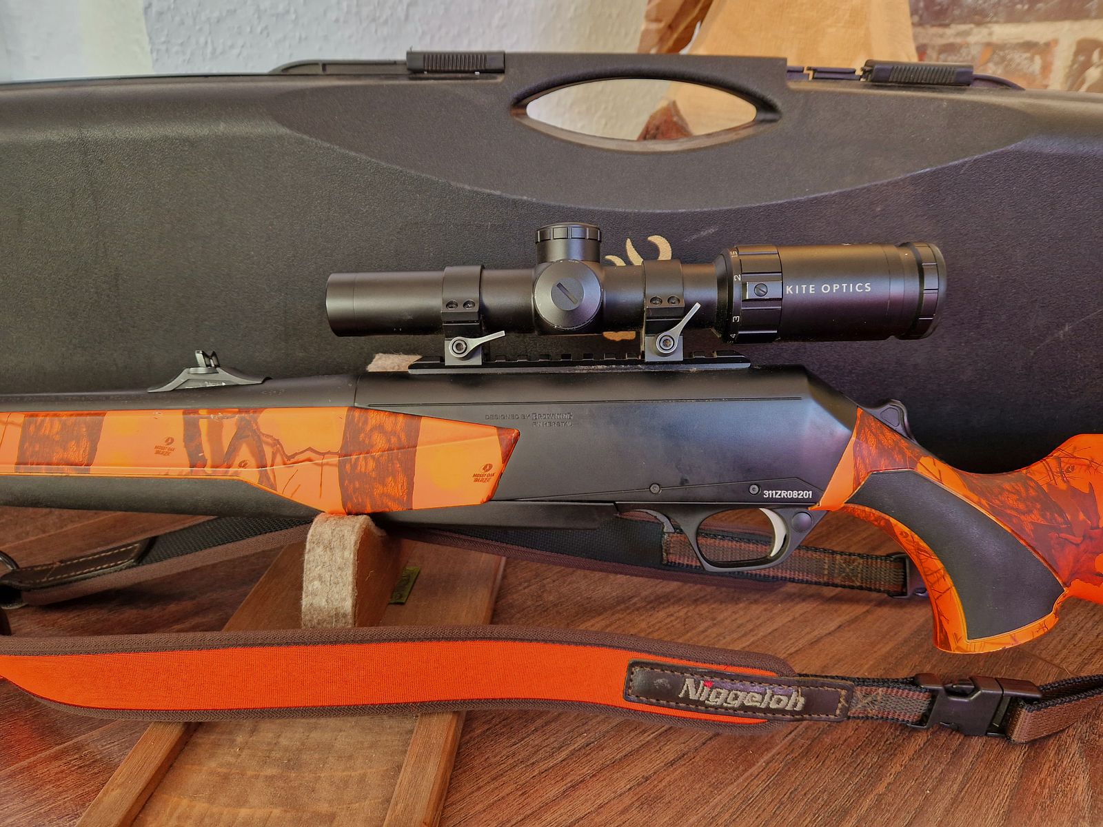 Browning Selbstladebüchse Bar MK3 Tracker Pro HC .308Win  Kite 1-6x24
