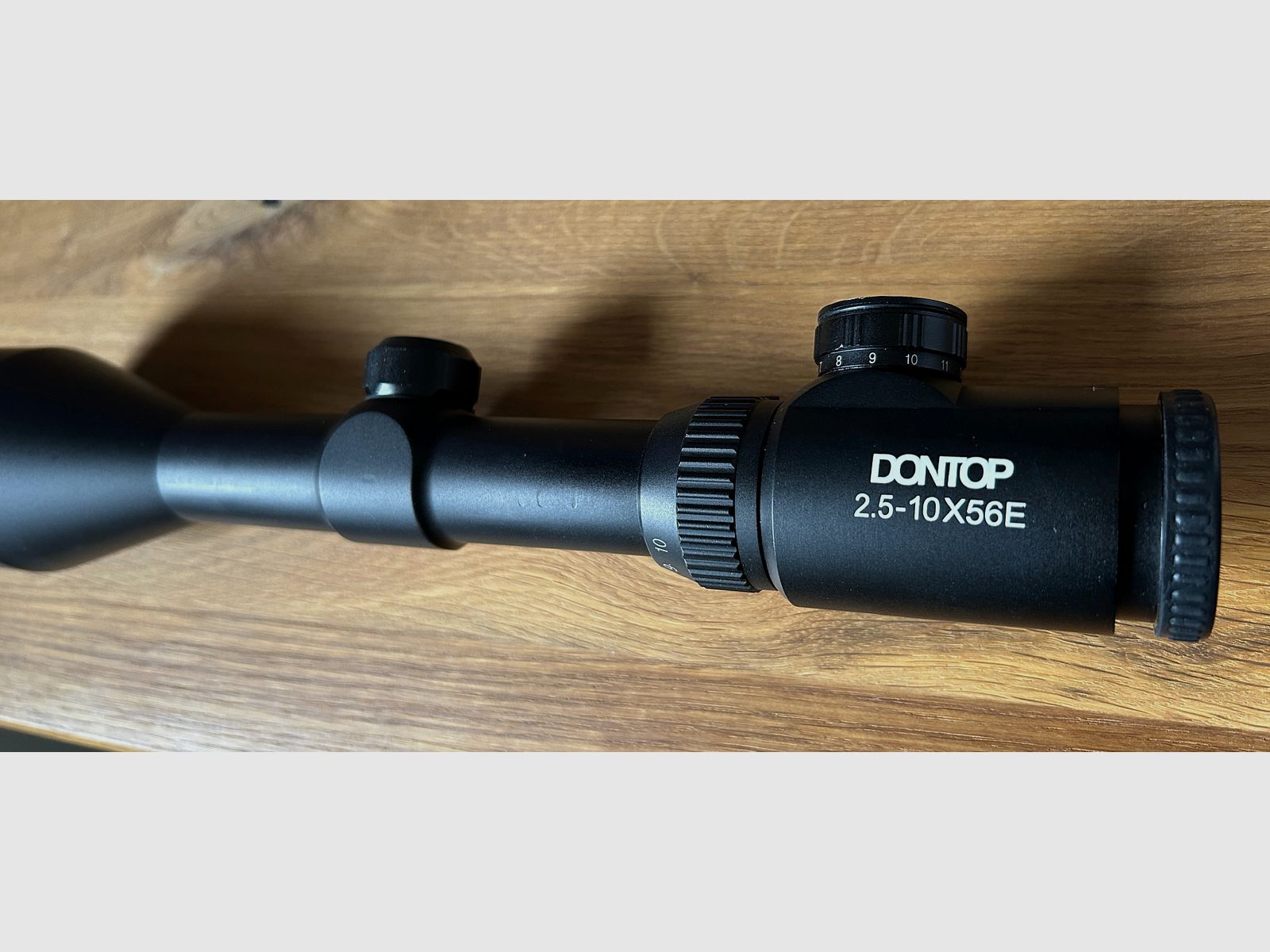 Zielfernrohr 2,5-10x56E Dontop mit Rotpunkt, sehr guter Zustand