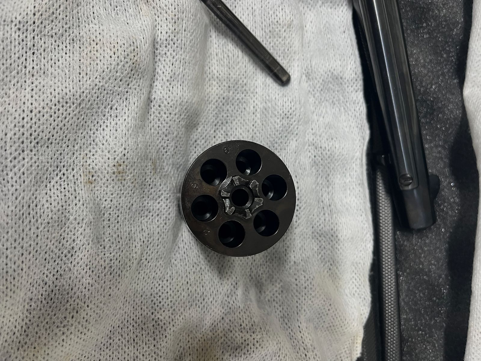 Revólver de detonación de 9 mm