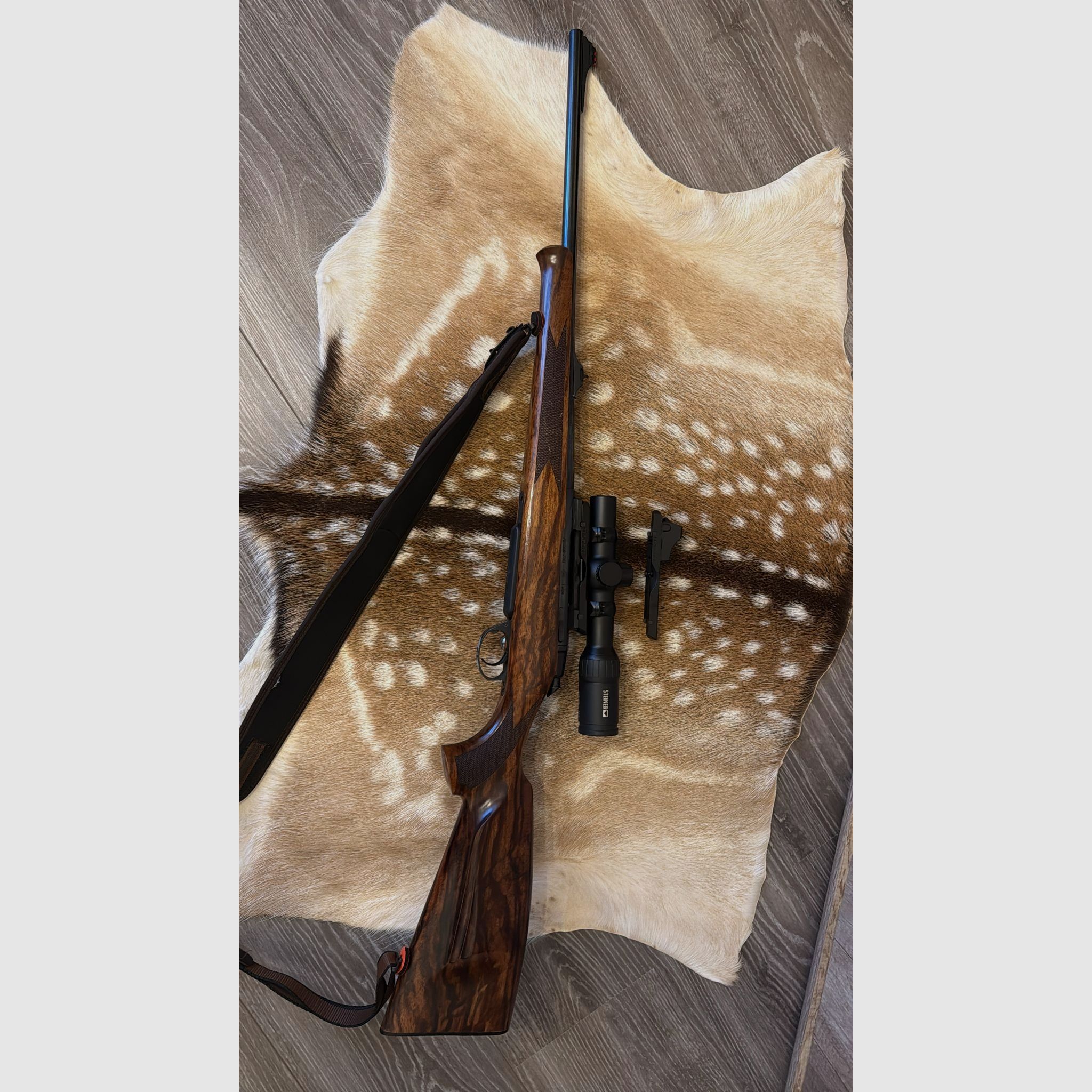 Antonio Zoli w 9,3x62 z ręcznym napinaczem (pakiet na polowanie z psami)