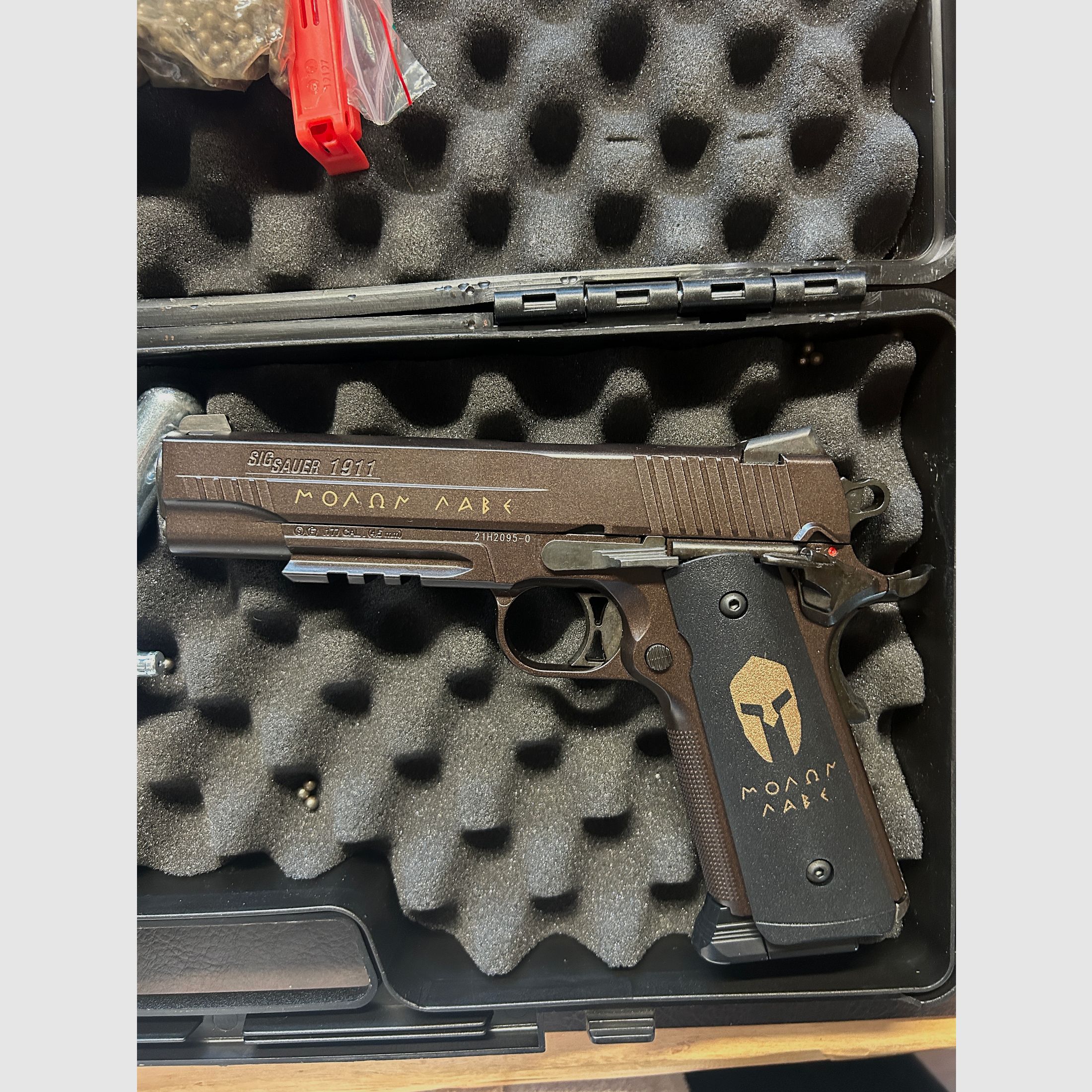 Sig Sauer 1911 Spartan CO2 Pistole Vollmetall Blowback 4,5 mm im Set