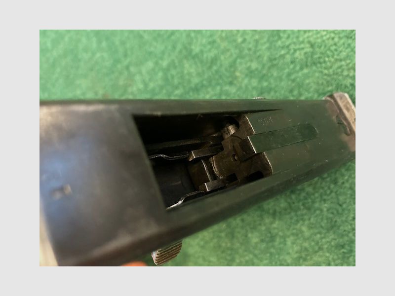 WEBLEY & SCOTT MKI CAL.455W, linkerkant niet compleet., afbeelding 6 van 7