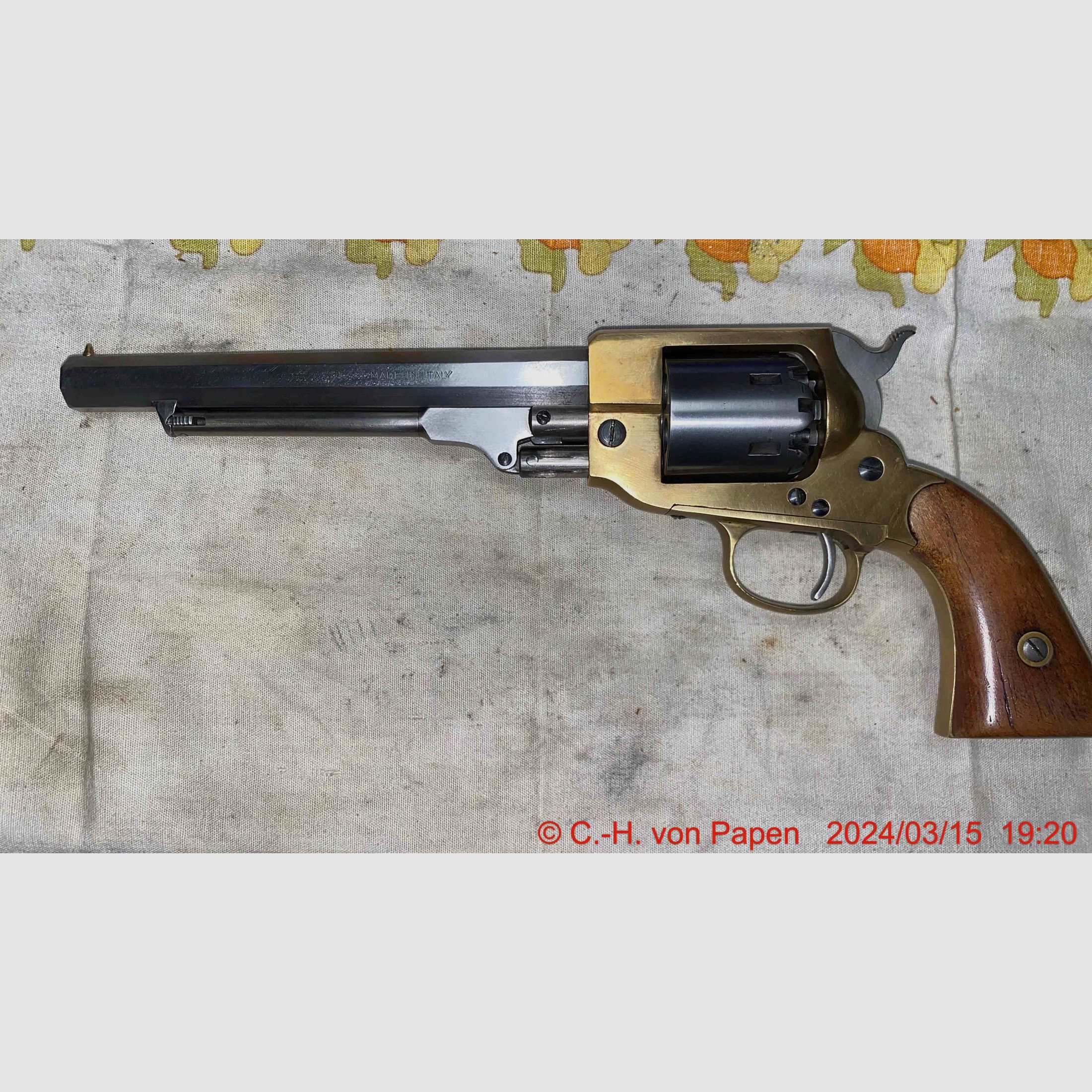 Spiller & Burr percussion revolver caliber .36