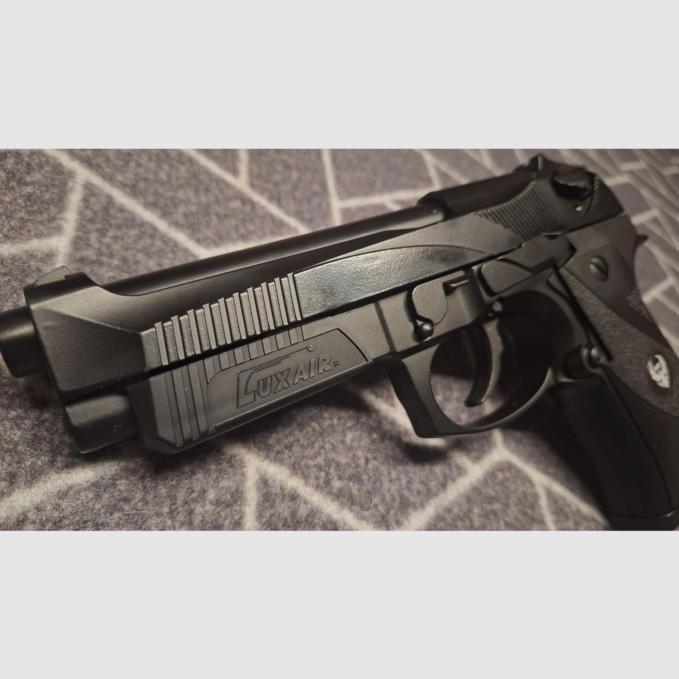 Beretta 92 Replik GBB Pistola Airsoft HG-192B-C - NUEVO!