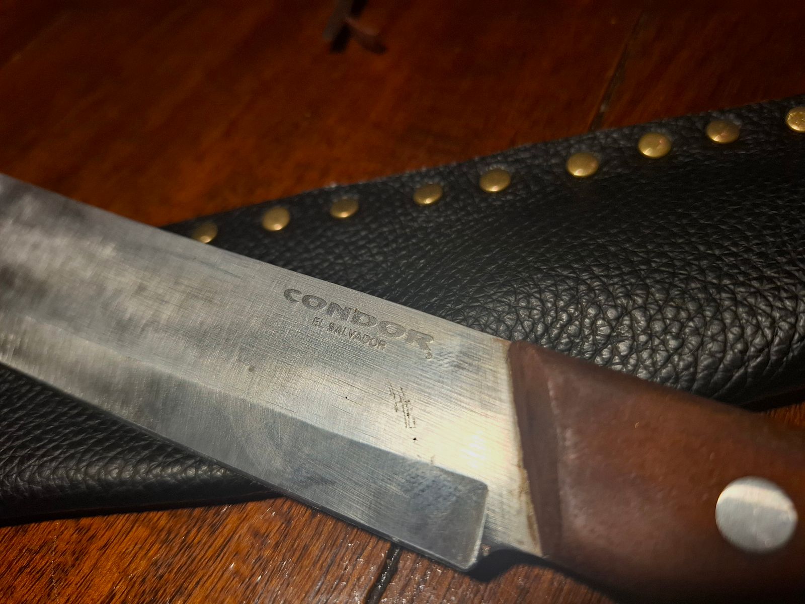 Cuchillo CONDOR ASADO de El Salvador