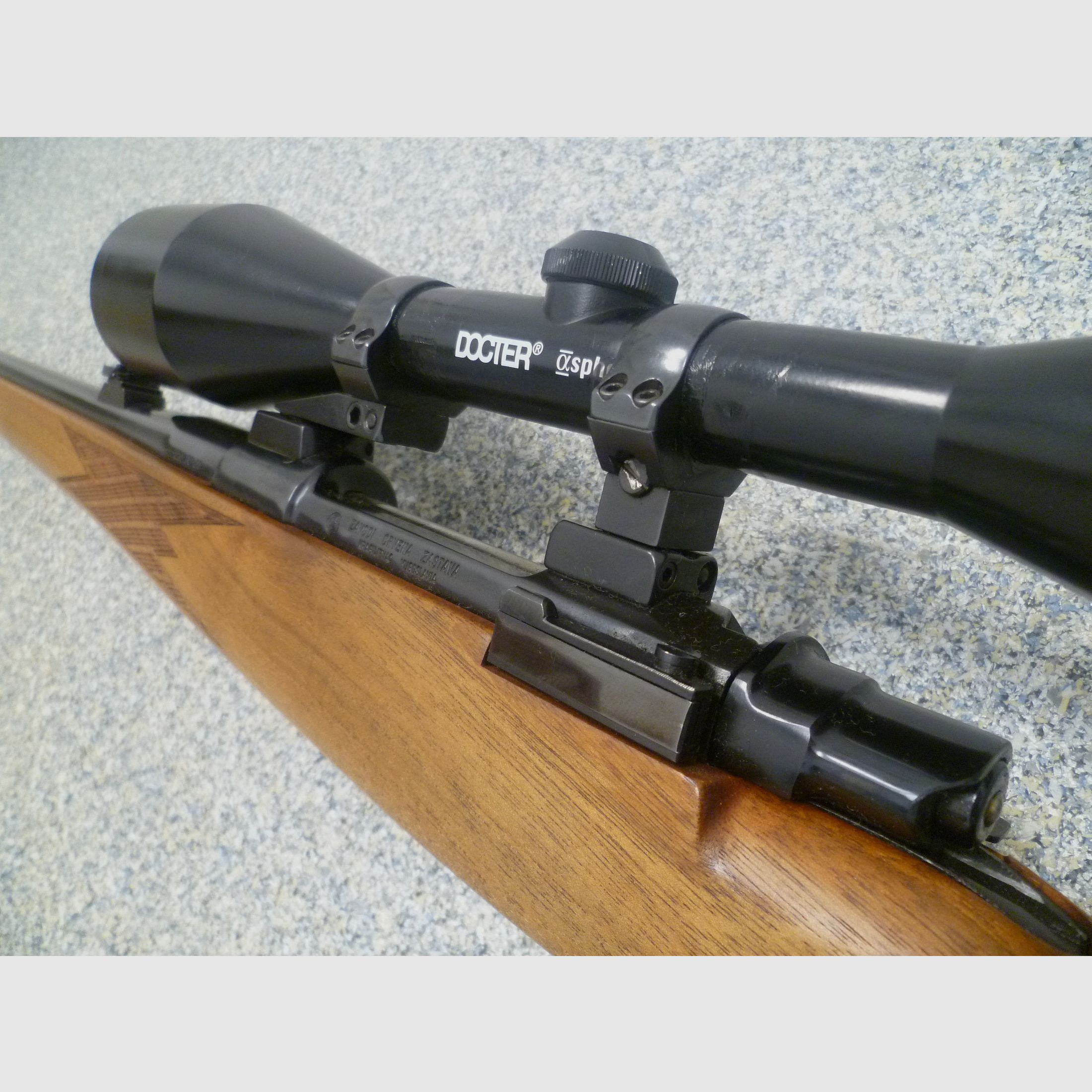 Rifle repetidora Zastava L83 .30-06 Spring.