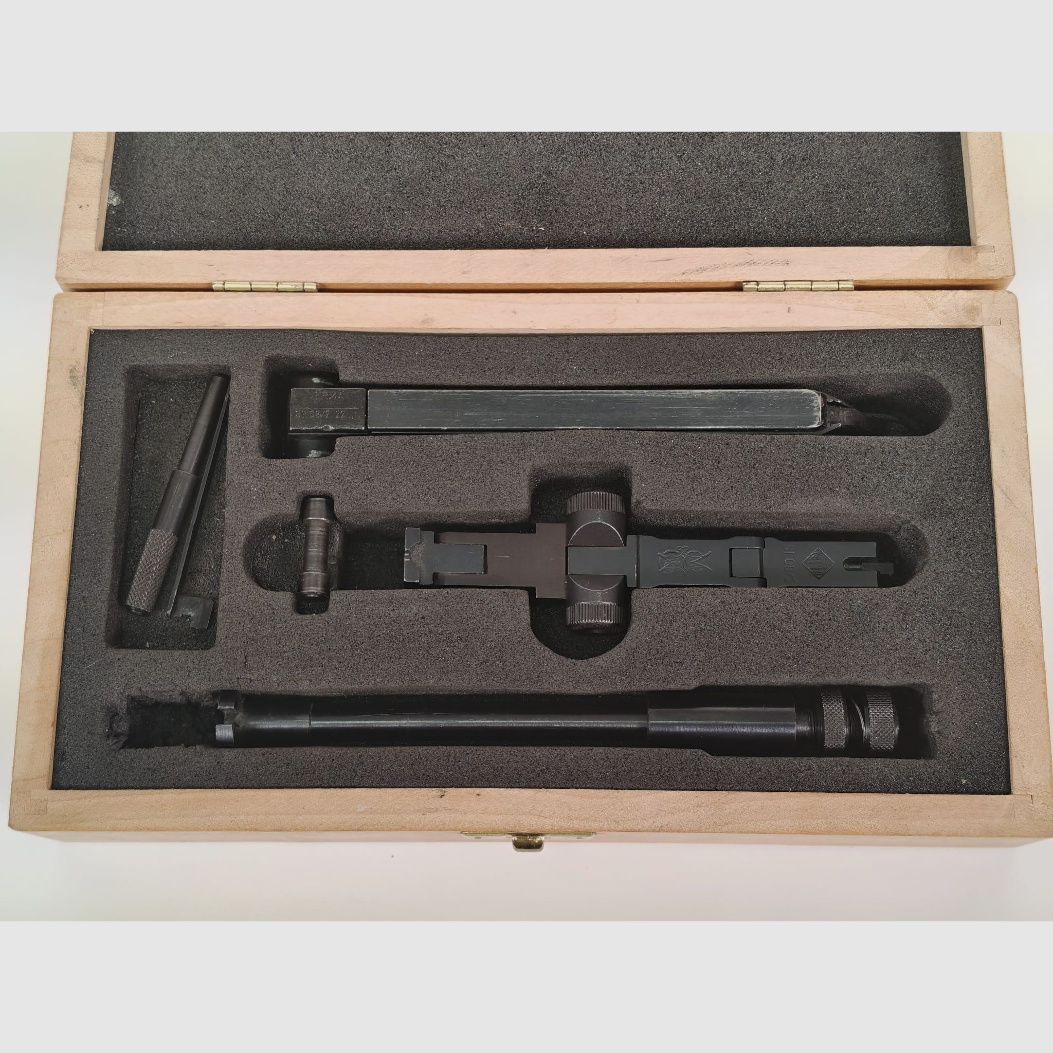 ERMA SE 08/2 insert system .22 l.r. for P08 – complete in original wooden box