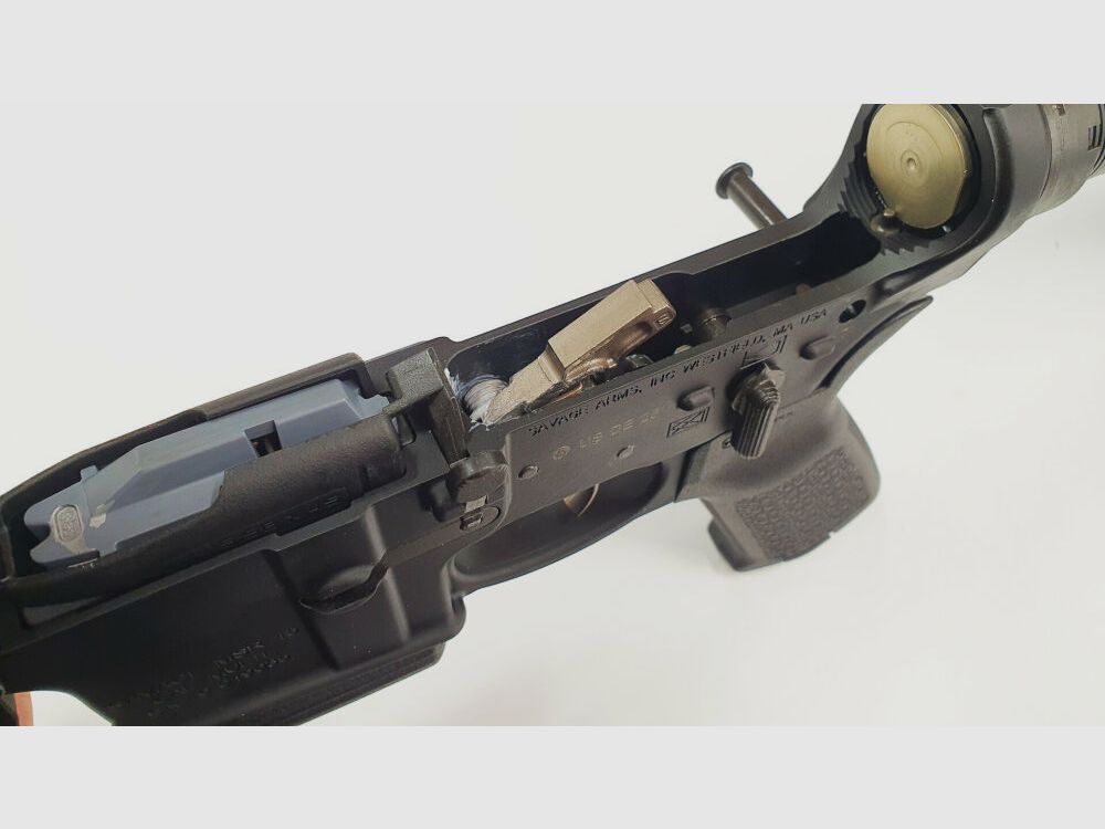 Rifle semiautomático Savage SAVAGE MSR15 RECON 2.0 cañón 16,75" / 426mm .223 Rem cargador de 10 disparos