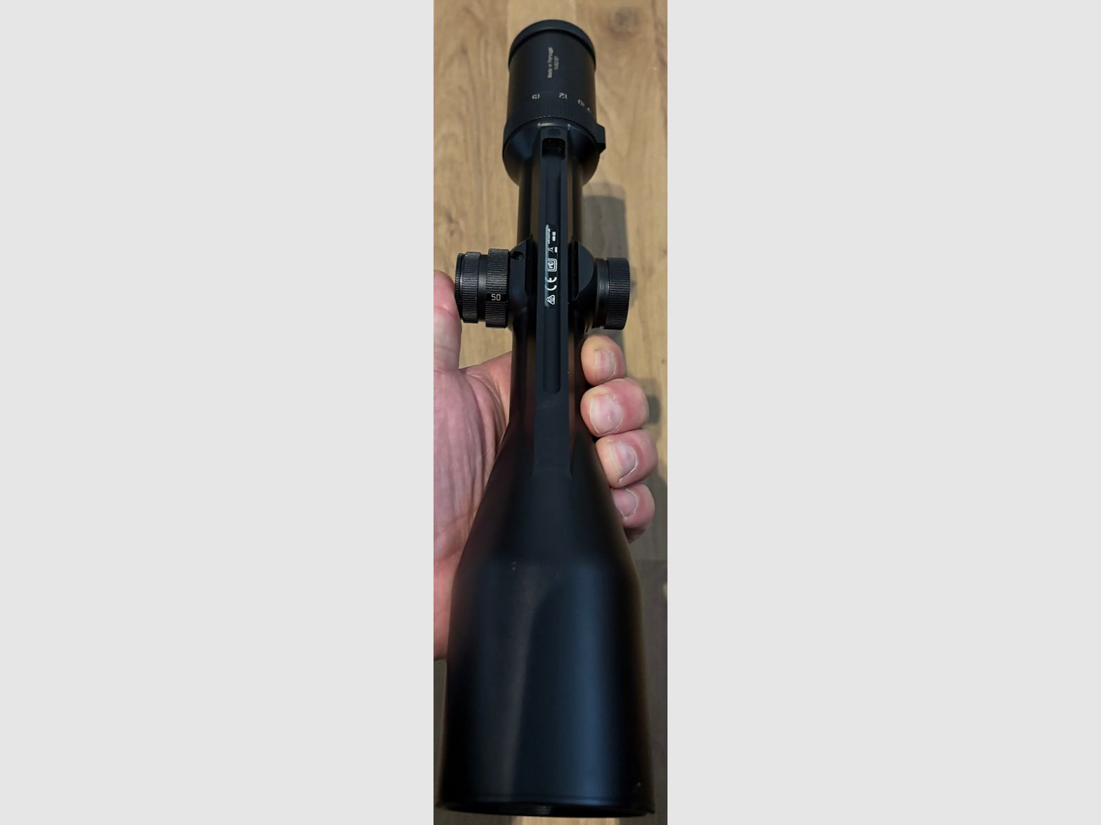 Leica Fortis 6 2.5-15x56 LA4