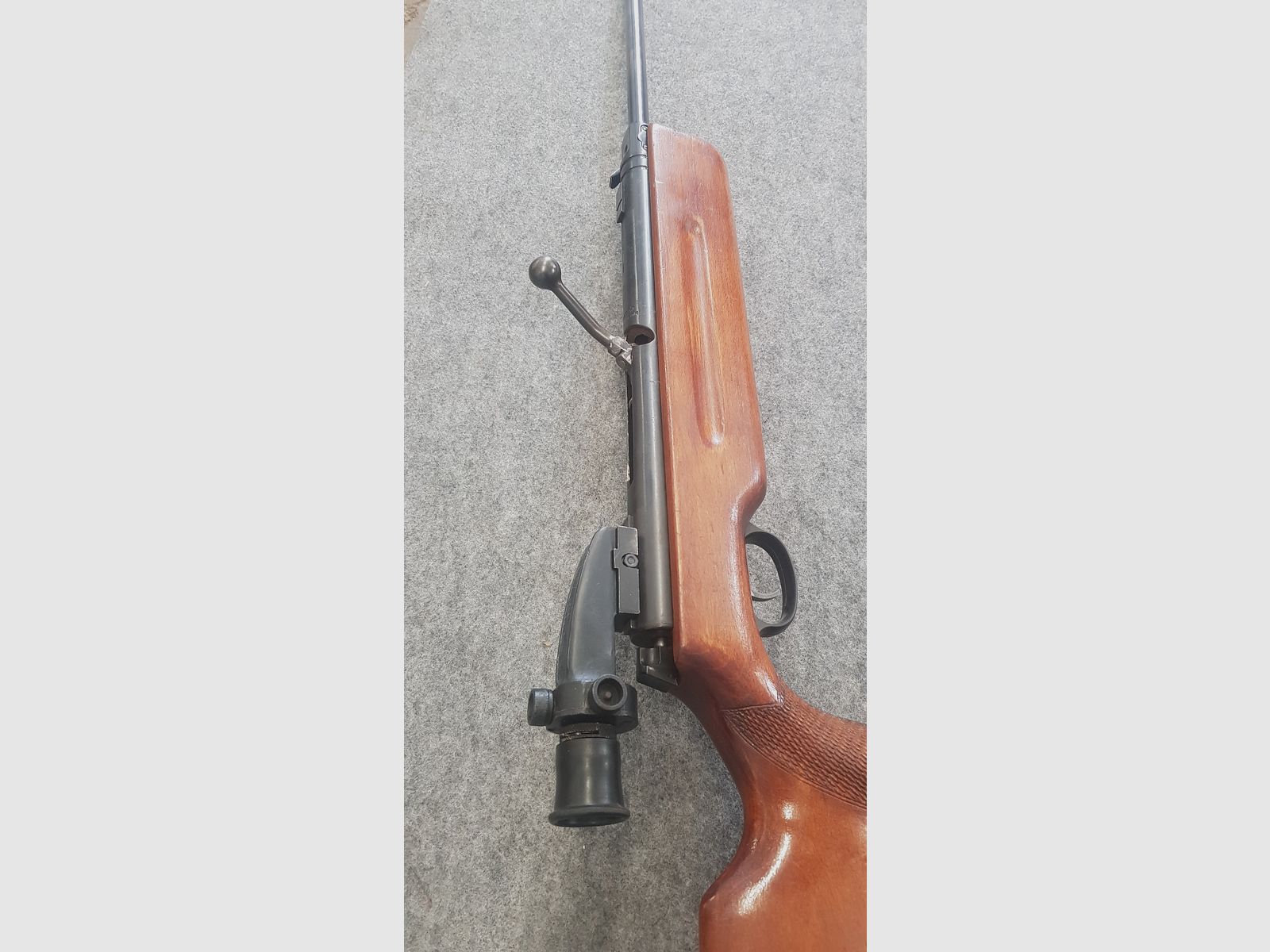 Haenel Mod. 311  mit Feinabzug und Diopter Durchlader im guten Zustand mit kleinen Abstrichen 