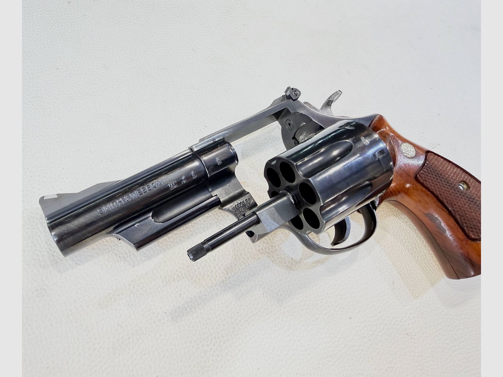 SMITH&WESSON 29 – 44 MAG., imagen 4 de 5