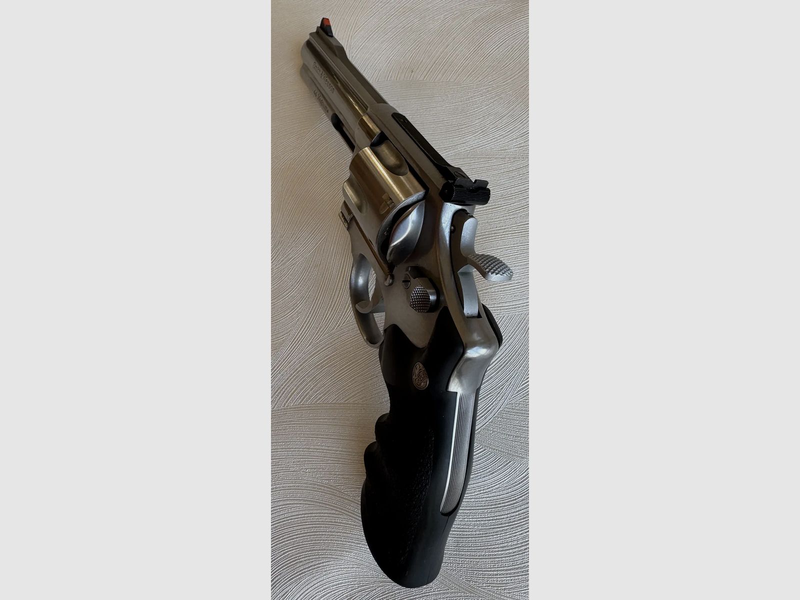 Smith & Wesson 629 Clásico, 5″ – Calibre .44 Magnum