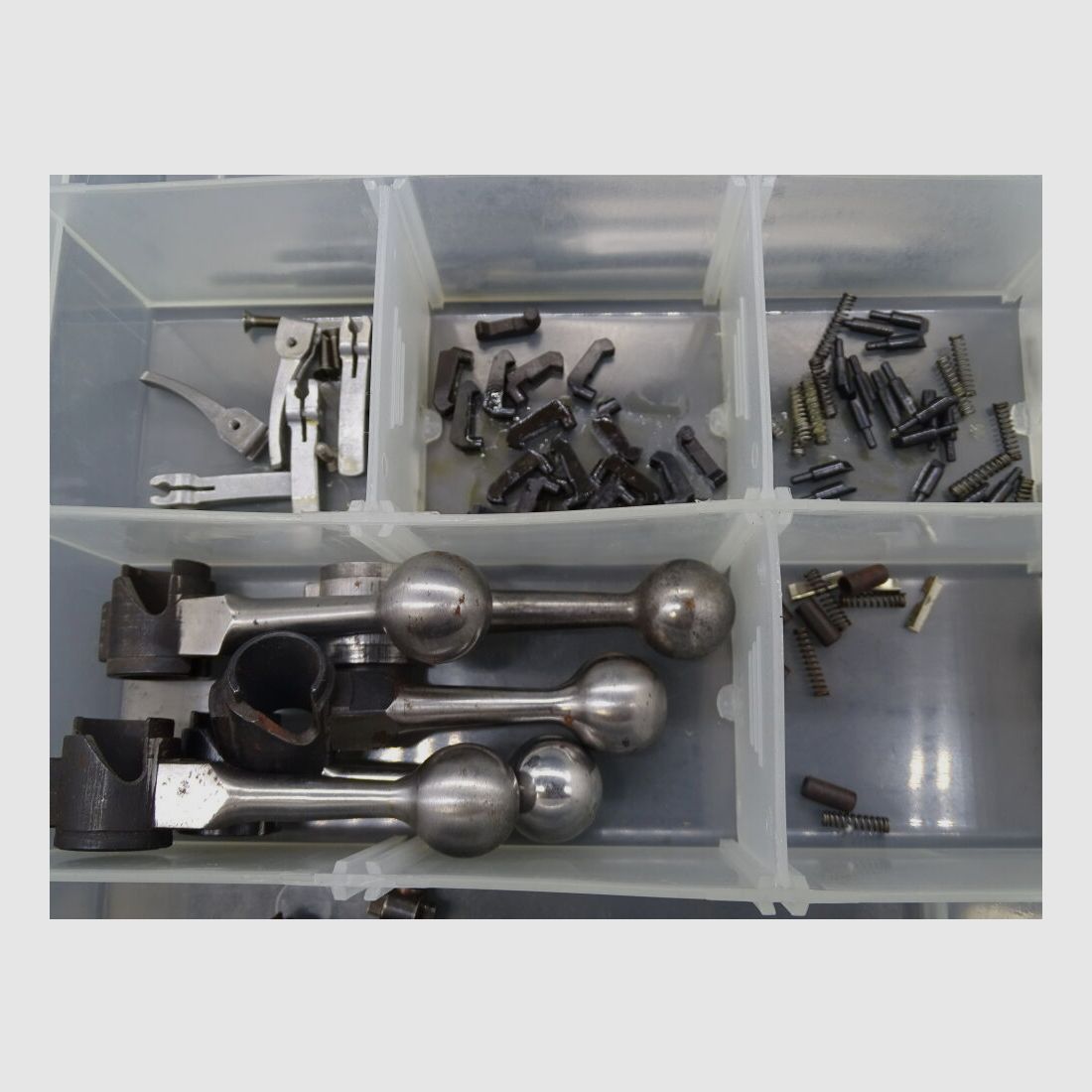 M150 iglica spustowa sprężyny wyciągacz Schlabolzenmutter Suhl M150 200 skrzynka z częściami zamiennymi