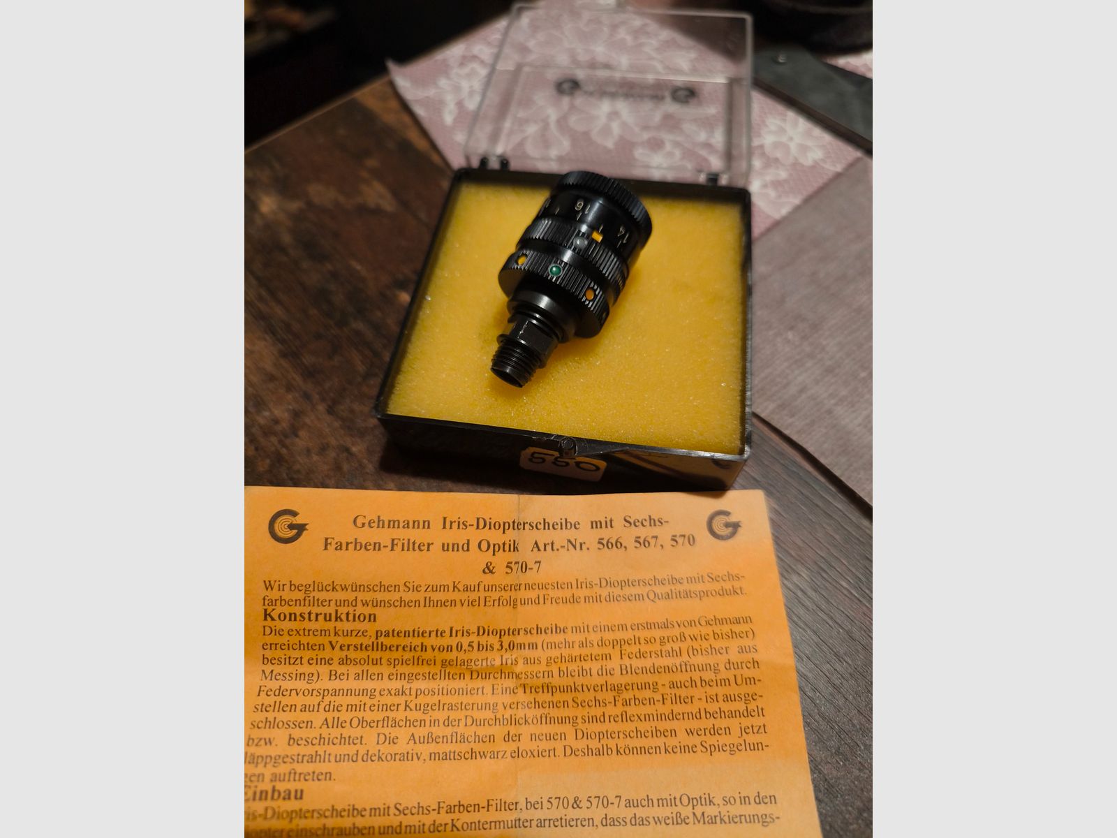 Gehmann Iris-Diopterscheibe mit Sechs-Farben-Filter und Optik