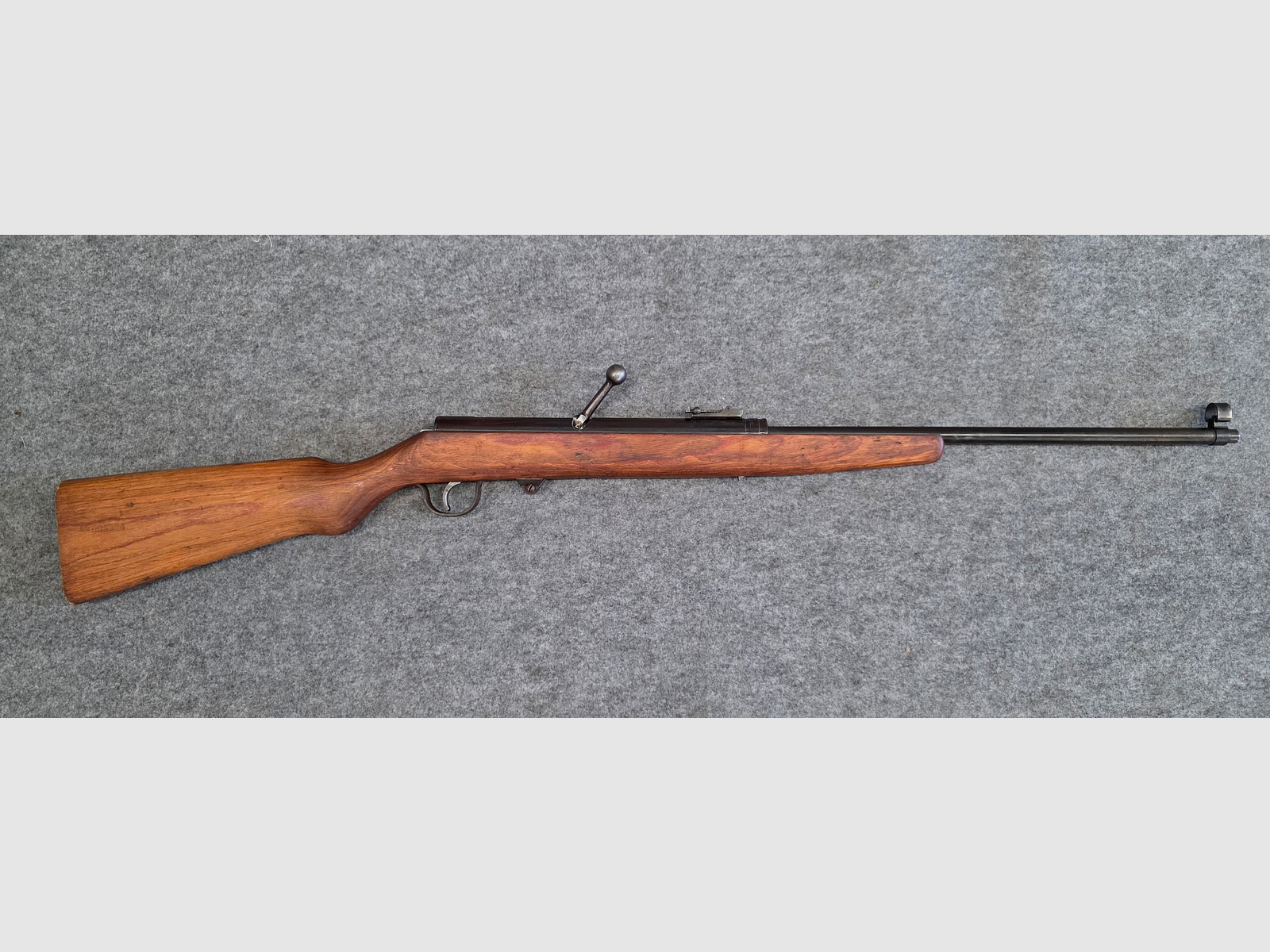 Haenel Mod. 49a met laminaatstock uit 1959 in goede staat, doorlader, geen 310
