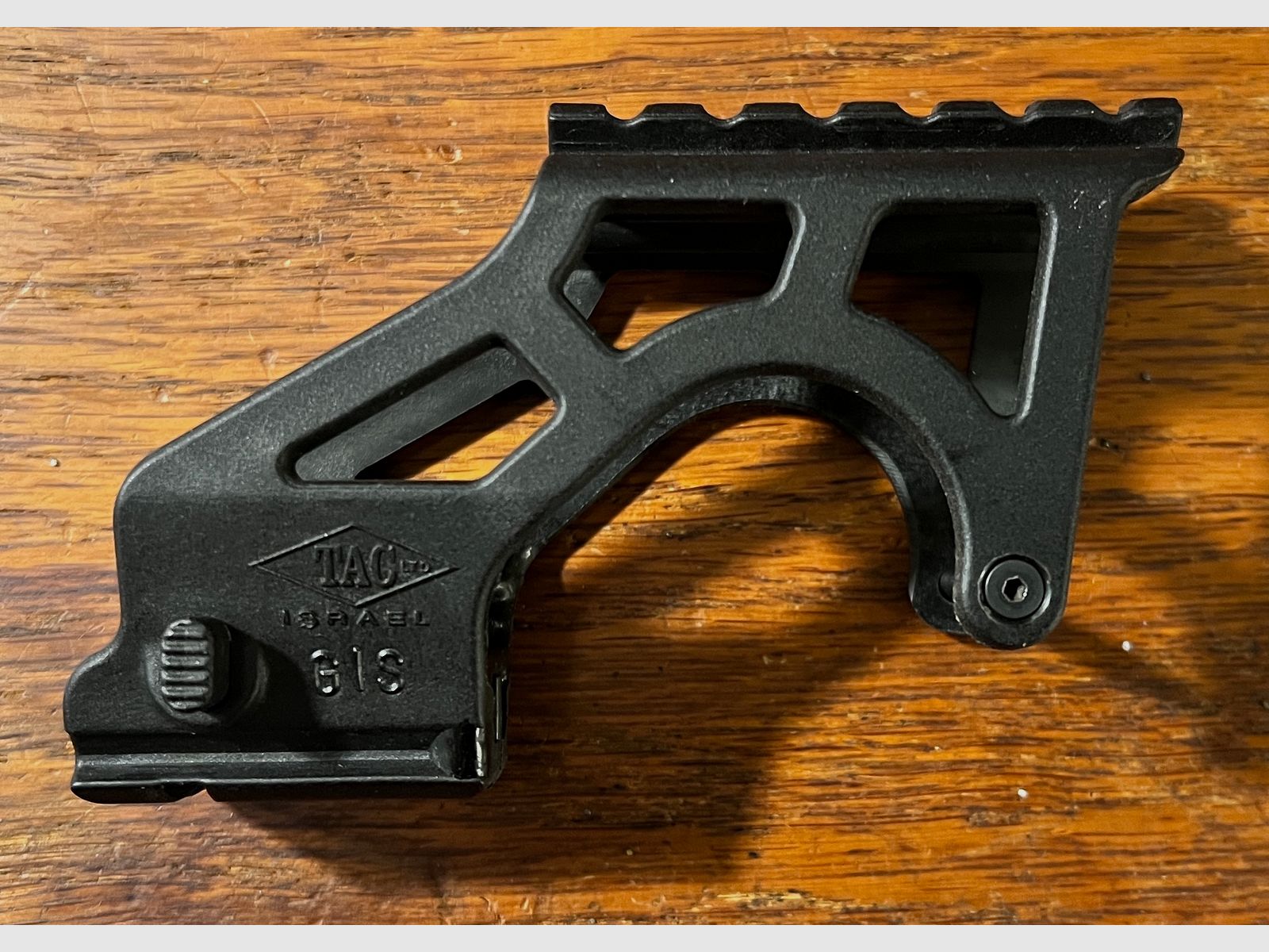 GLOCK 17, Anschlagschaft und ZF-Montageschiene