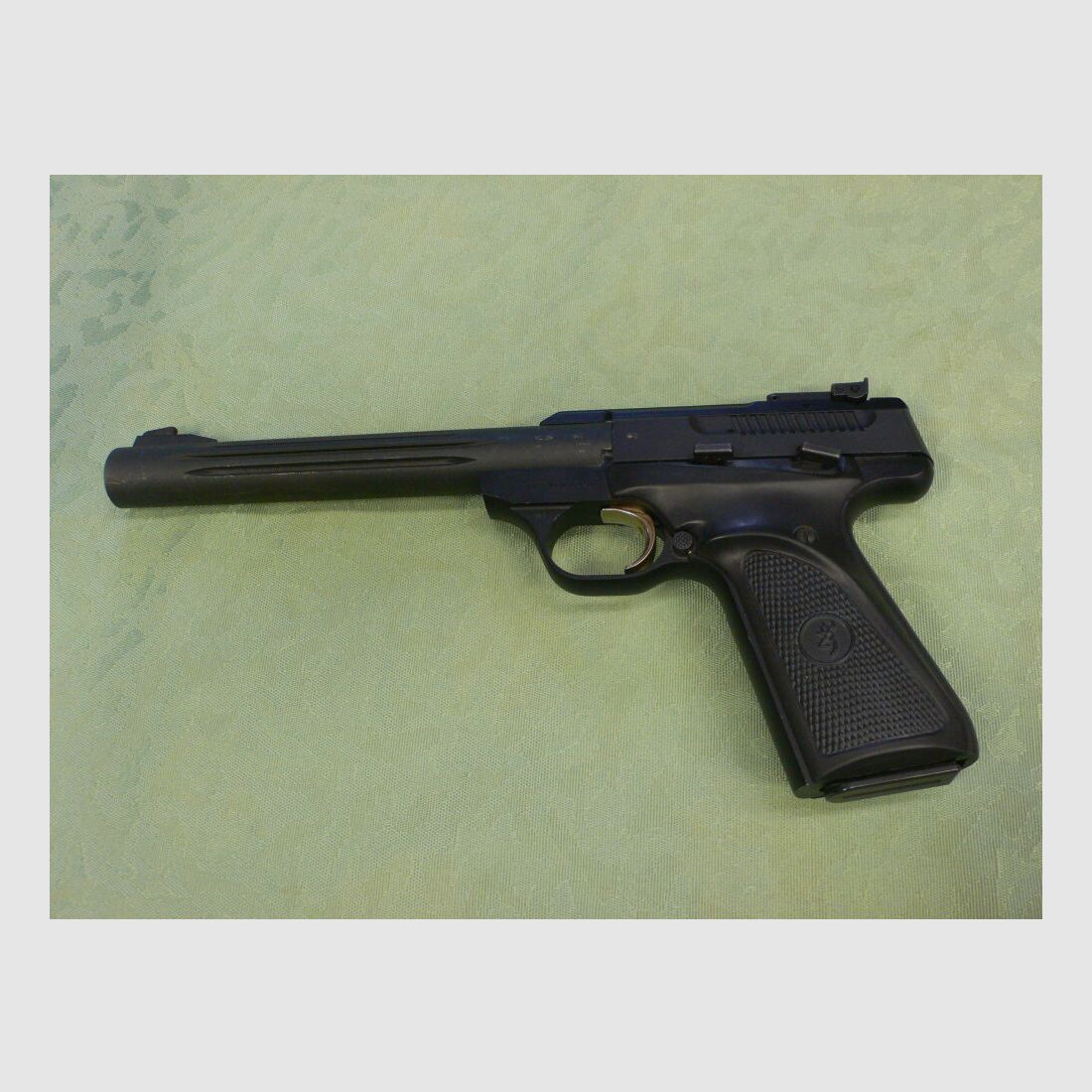 Browning Buck Mark, immagine 2 di 3
