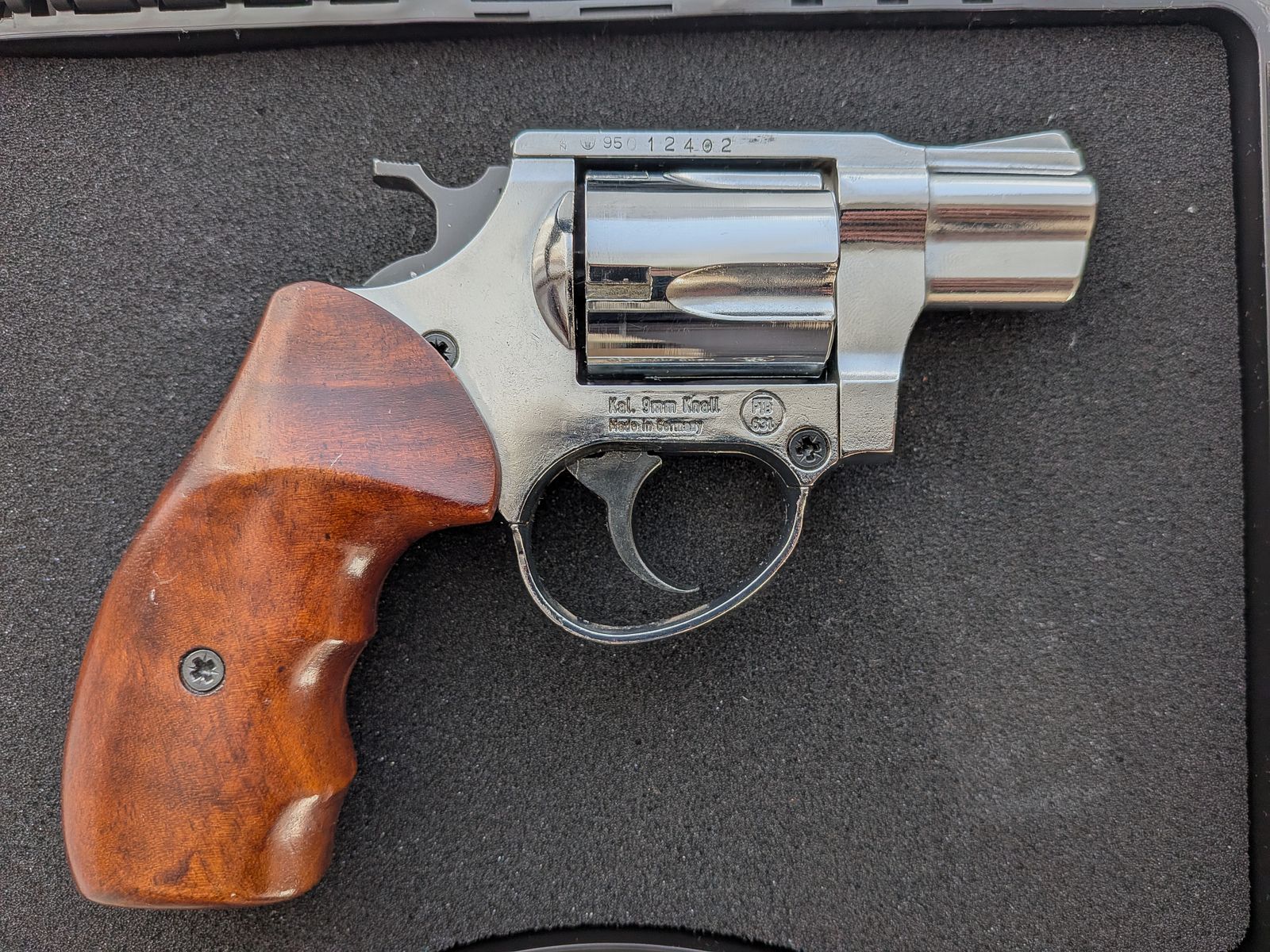 ME 38 Pocket Revolver – verchromt - PTB 631 - 9mm Knall - Holzgriff - SSW