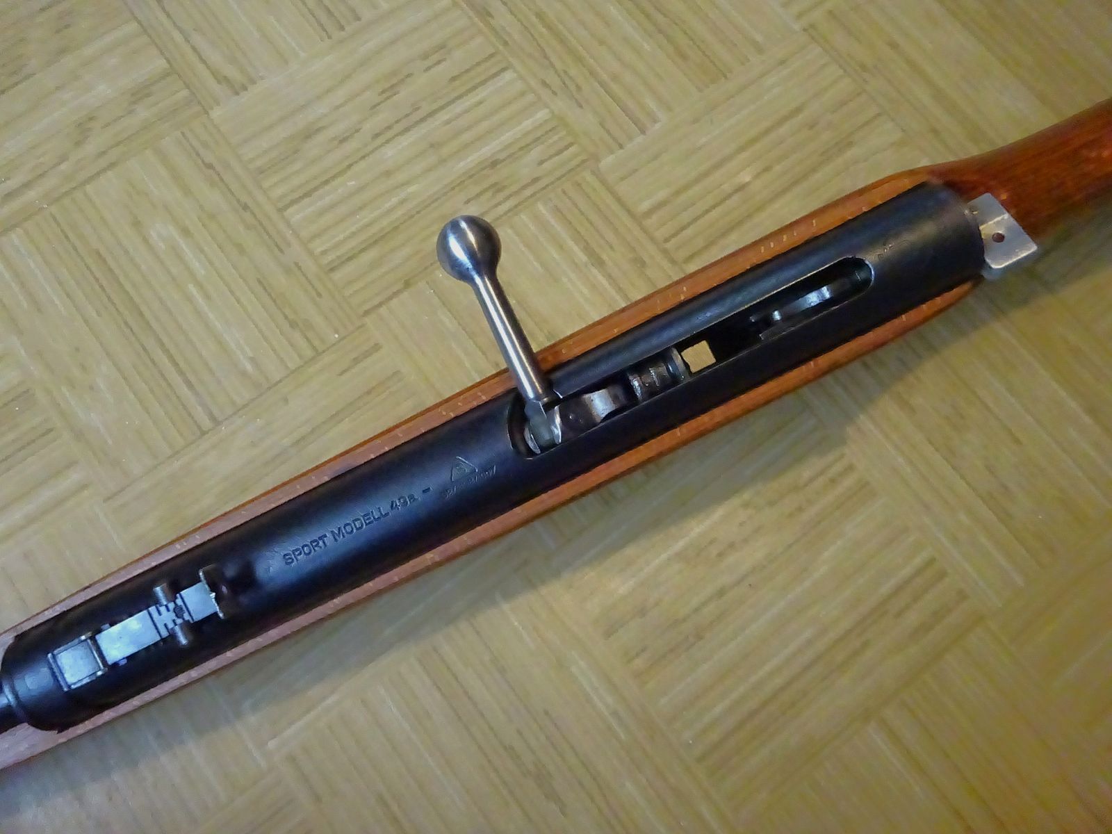 Fusil à air DDR Haenel 49a de 1957 révisé et entretenu.