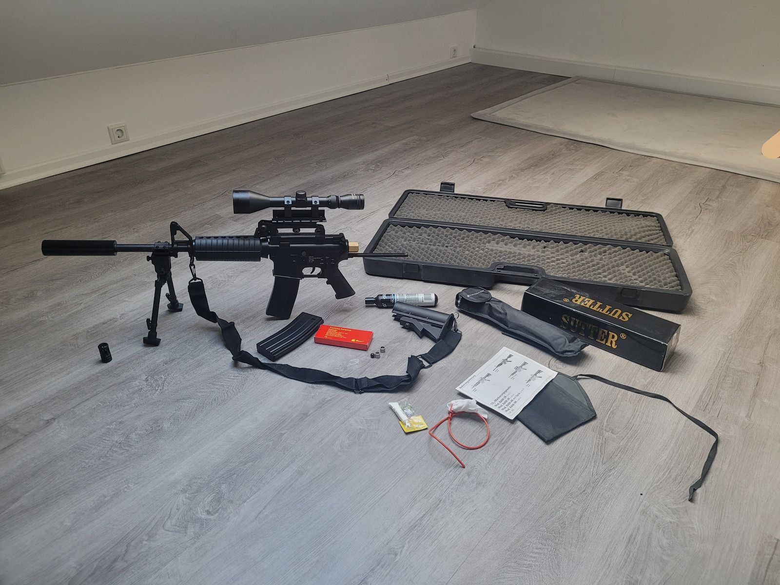 M4 RAM with plenty of accessories