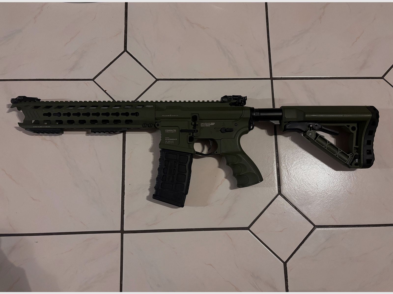 G&G GC16 Predator mit ETU in Hunter Green Airsoft S-AEG  ab 18 mit Zubehör