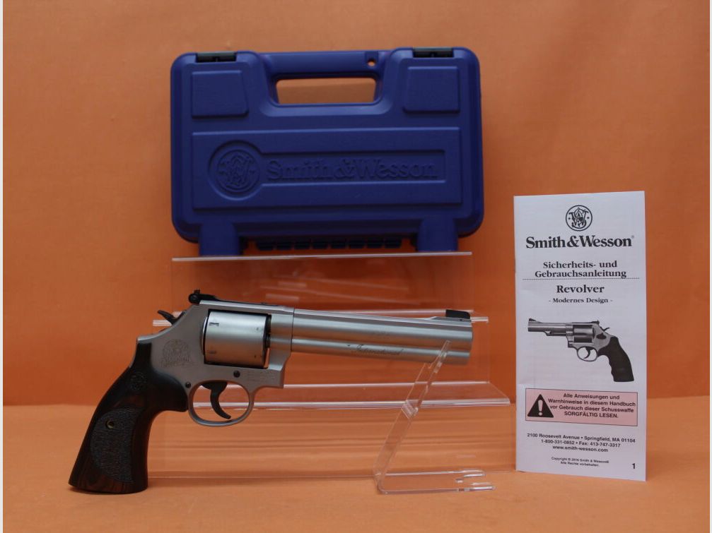 Smith & Wesson Revolver .357Magnum Smith&Wesson/ S&W 686-6 International Stainless matt, 6" Lauf/ Mikrometervisier