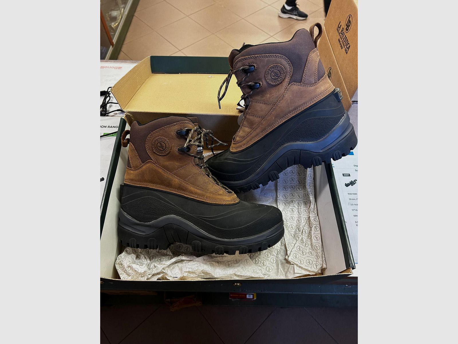Aigle Forama TAN Gr. 46, Bild 2 von 2