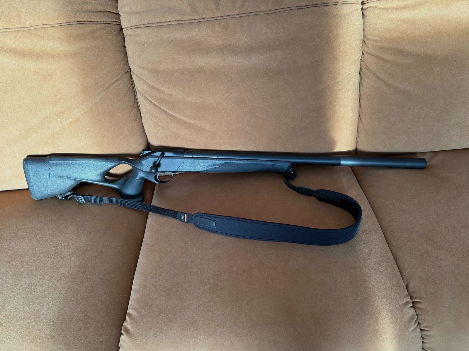 Blaser R8 Ultimate Silence, Kal. 30-06, 47cm Neuwertig