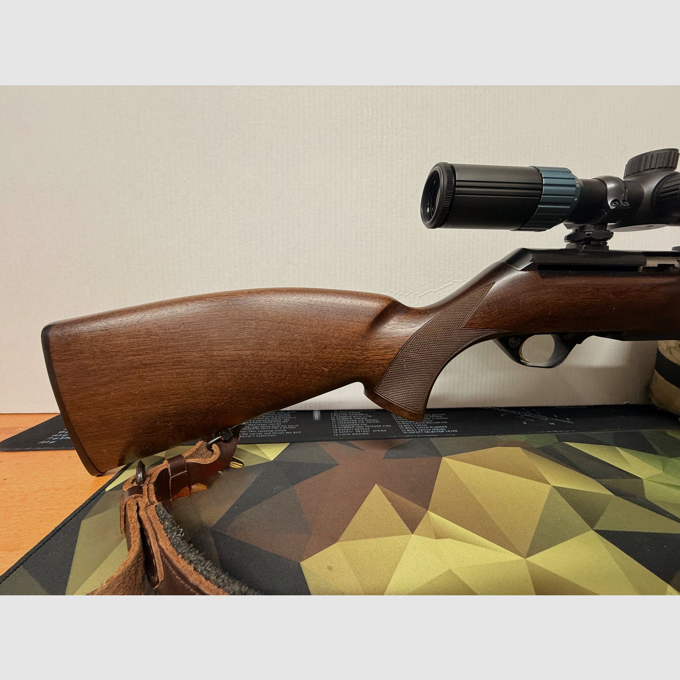 Browning Acera straight-pull repeater 30-06 incl. Luger 1-4x26 stalking scope & sling, afbeelding 7 van 11