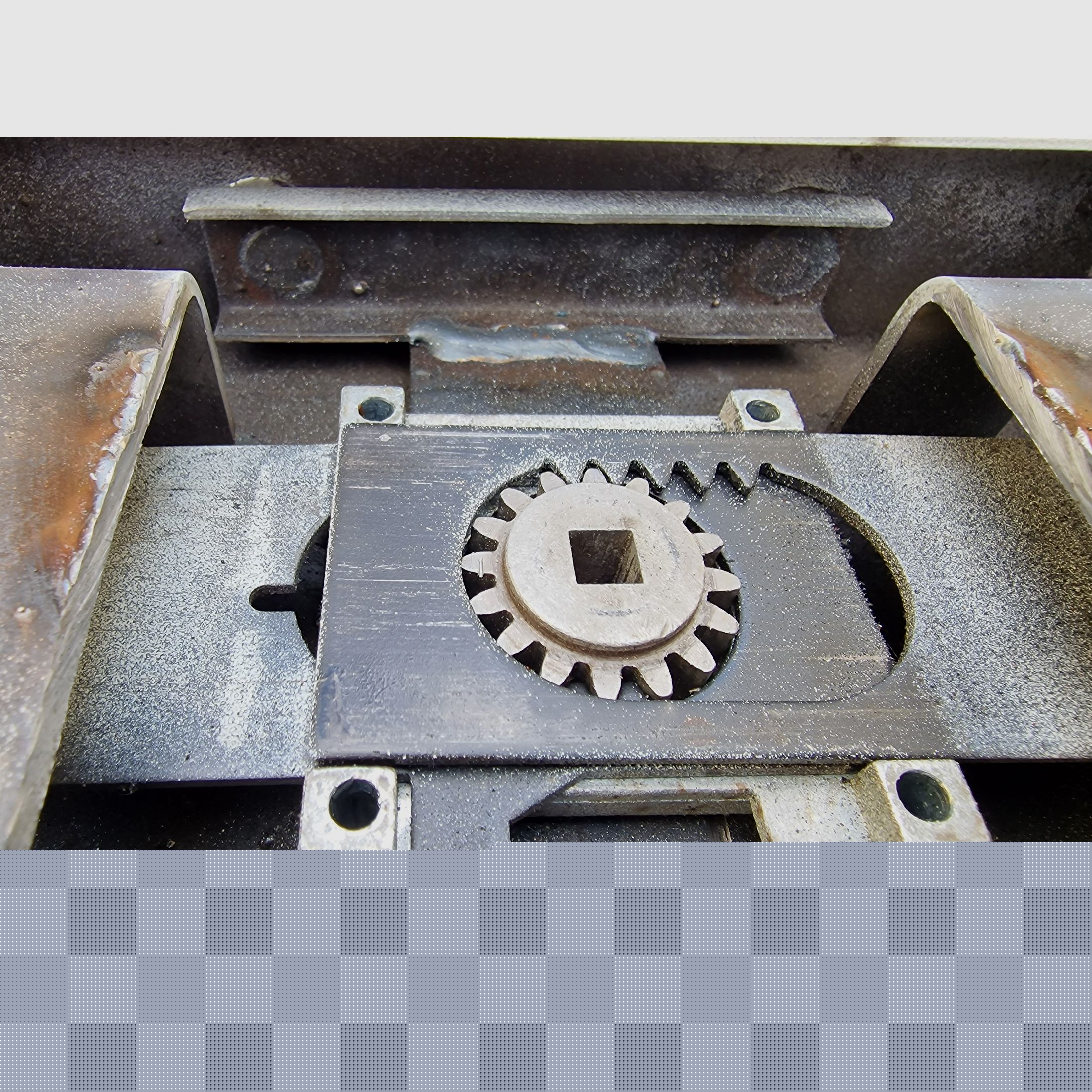 Waffenschrank HUNTER Jagdschule (1500x790x530) max. 26 LW