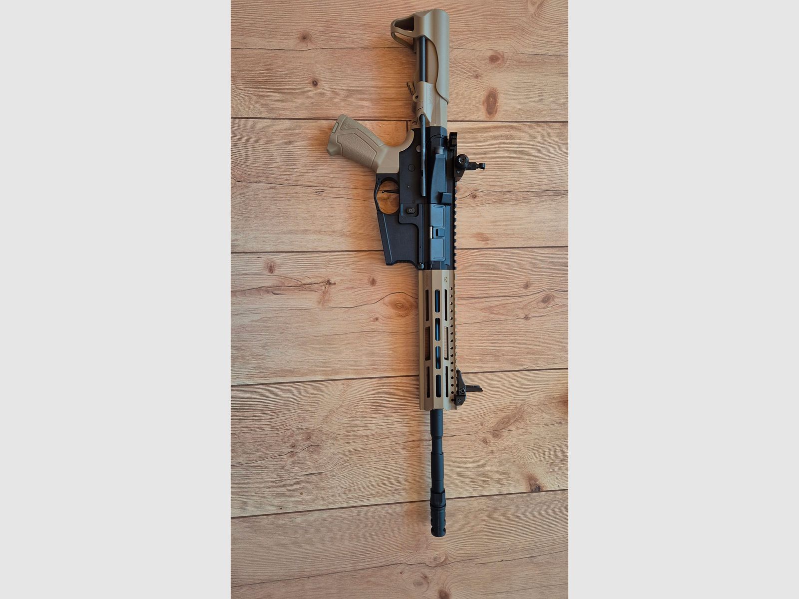 Airsoft Set  CM16 RAIDER L 2.0E in dessert Tan 0,5 Joul