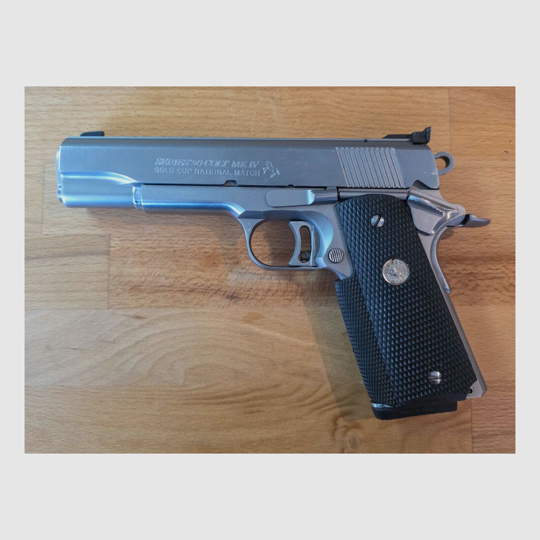 Colt MK IV Series 80 Gold Cup National Match, zdjęcie 2 z 5