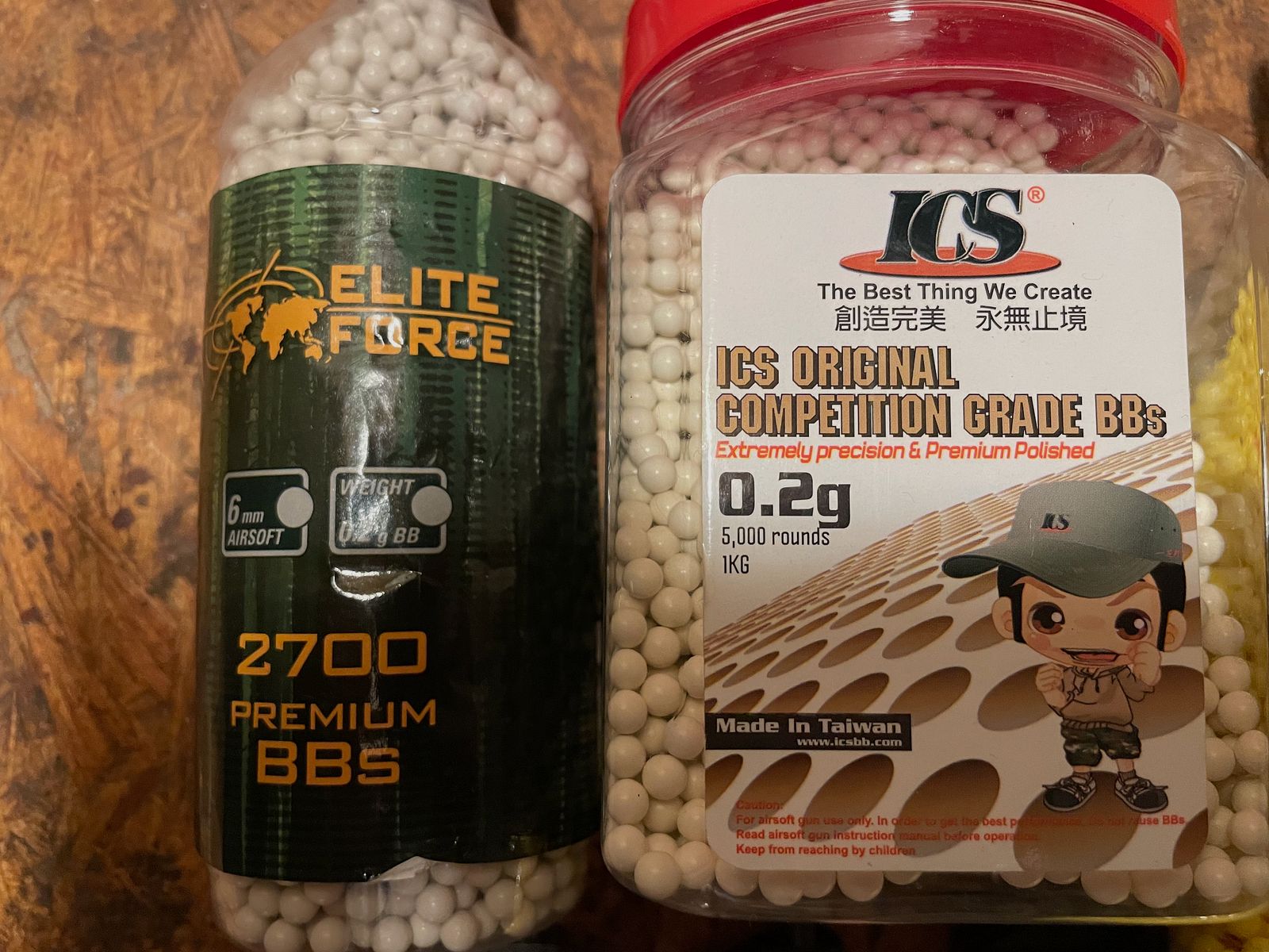 Softair Zubehör und BBs
