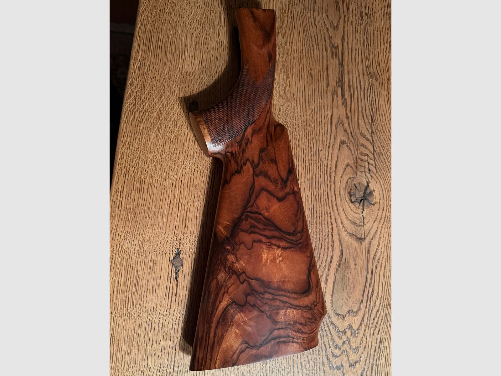 Krieghoff K80 standaardkolf houtklasse 6, rechts