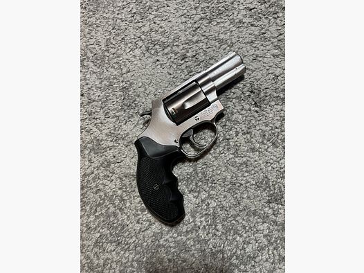 Smith &Wesson 60/9
