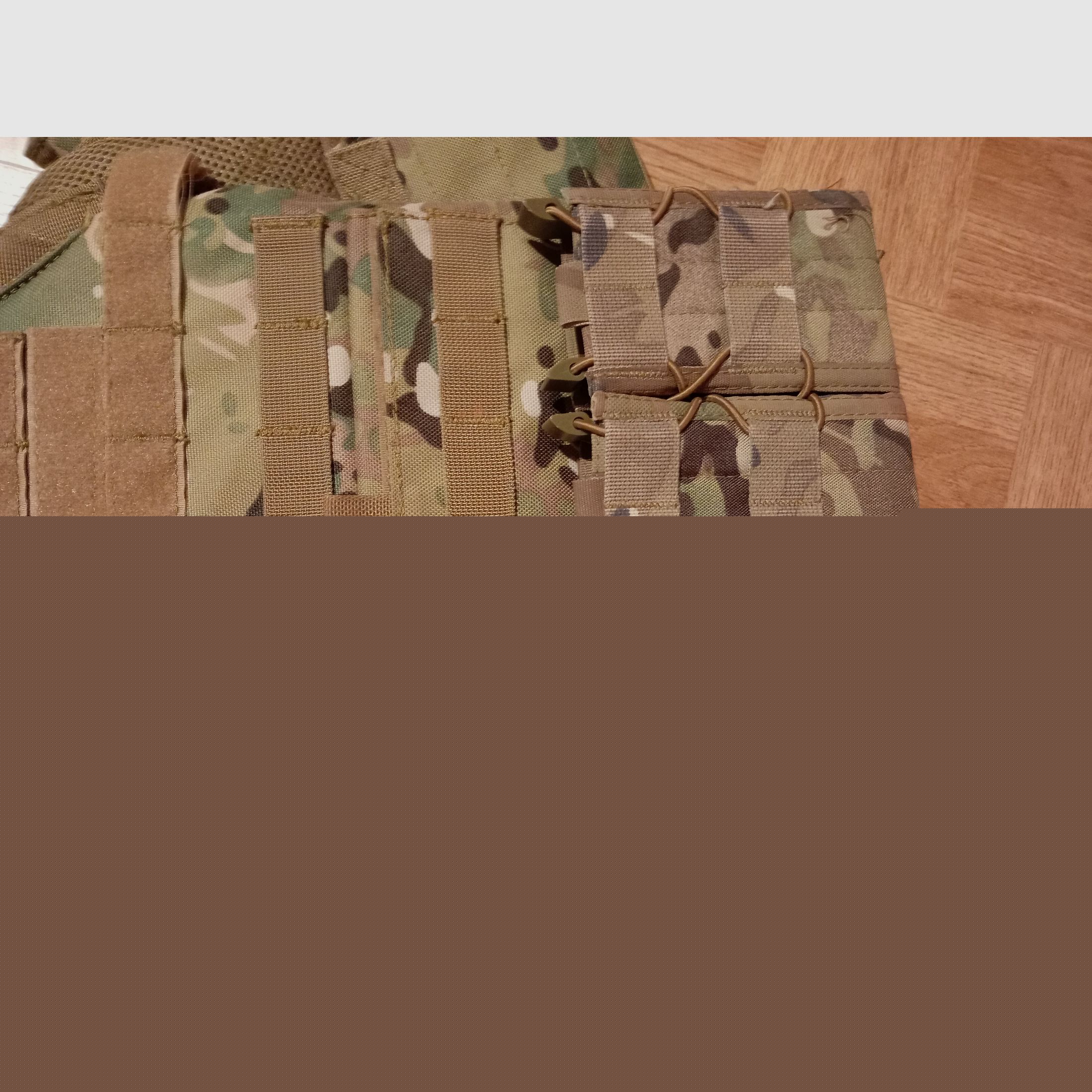 Airsoft-Ausrüstung Multicam