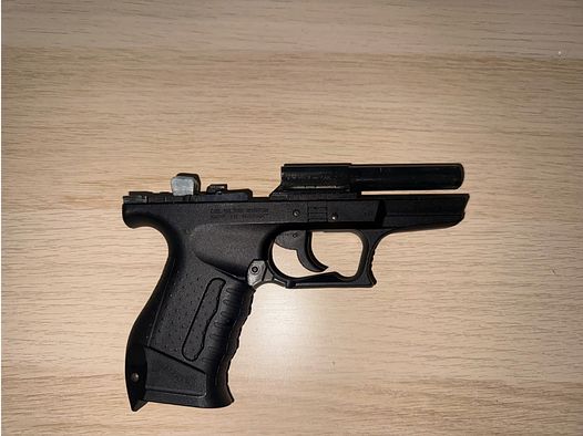 Walther P99 Schreckschuss 9 mm P.A.K. – nikkel – incl. 3 magazines