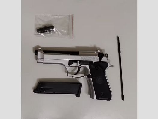 Double Bell M92 full metal con blowback|gas|6 mm