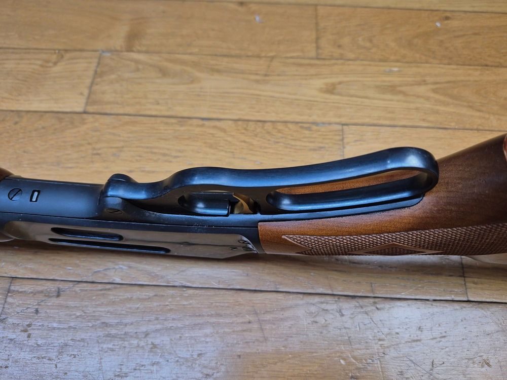 Très belle Levier sous garde Marlin 336 – Cal.30-30 – Rare poinçon « JM » – Arme de fabrication Marlin d&rsquo;avant faillite – Une vraie Marlin de chez Marlin ! – Superbe fabrication – Ajustements de rêve – État neuf !, image 21 sur 33