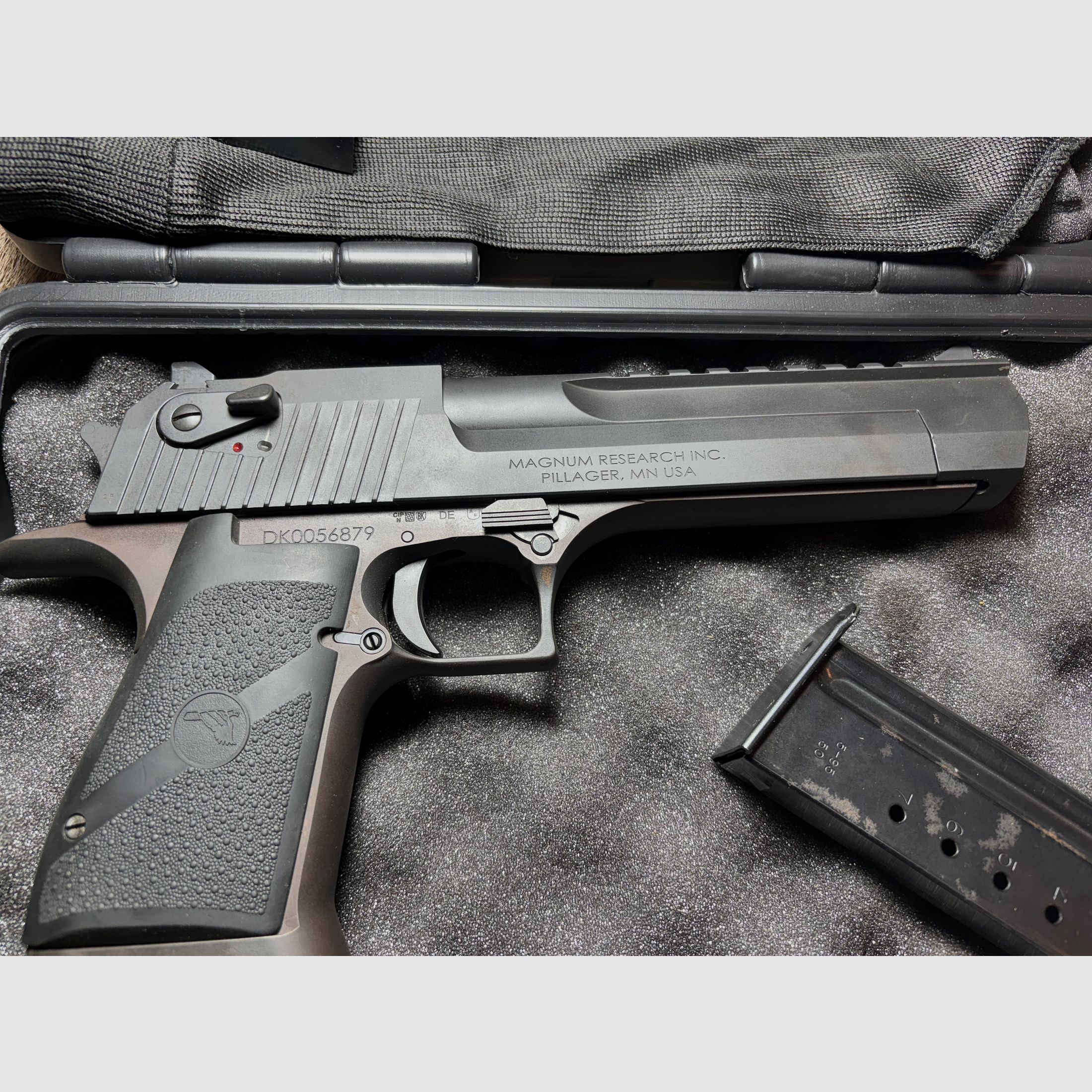 Magnum Research/IMI Desert Eagle Mark XIX .50AE inkl. Wechsellauf .44mag PREIS VB