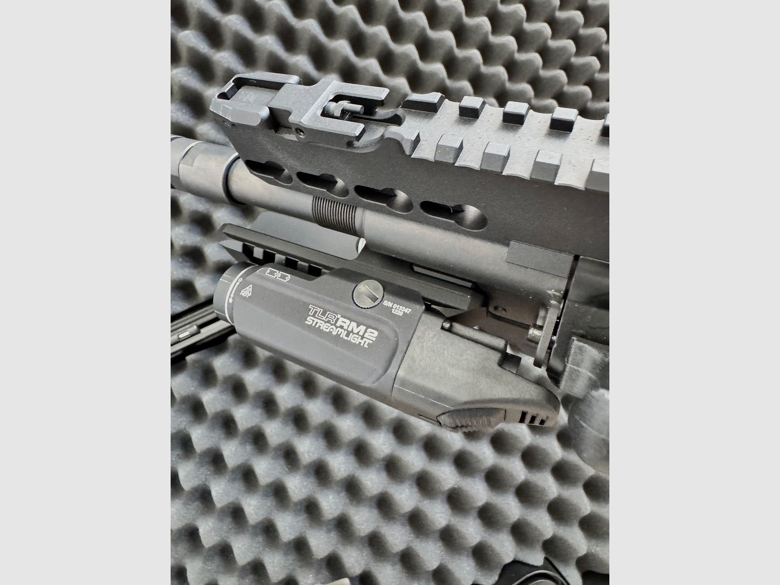 Steyr AUG-Z A3 S.W.A.T. inkl EOTECH XPS2-0 & Streamlight TLR RM2, zdjęcie 17 z 20