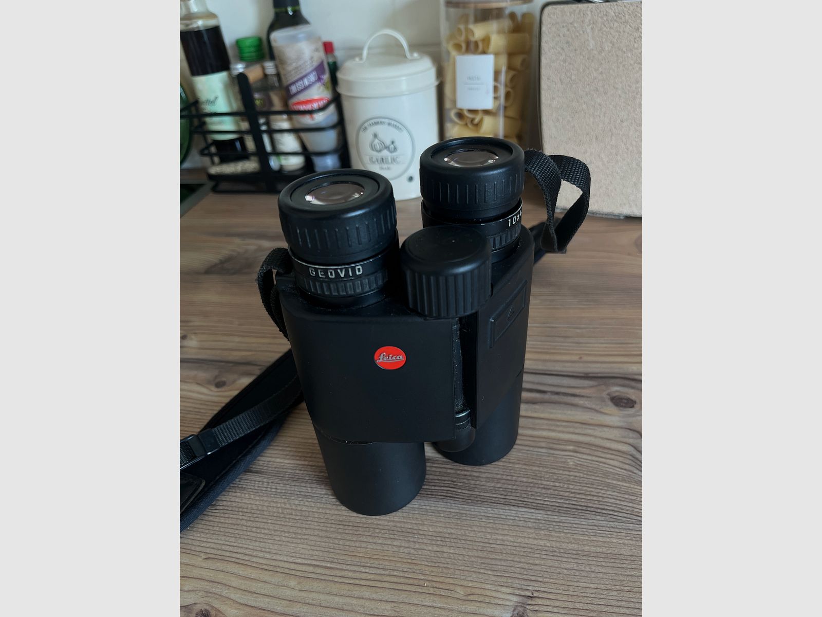 Leica Geovid R 10x42 Entfernungsmesser 