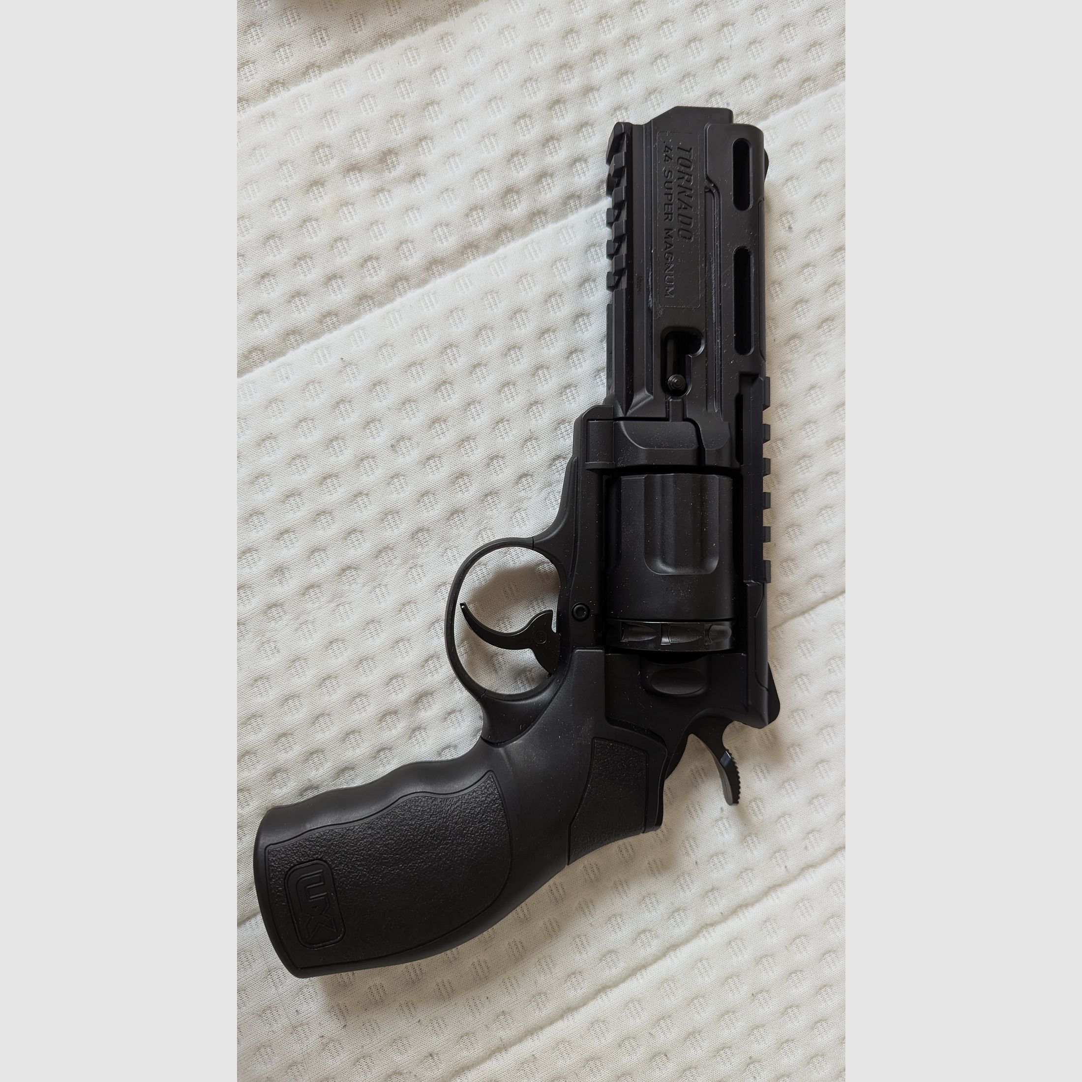 Umarex Tornado CO2 Revolver mit Zubehör 