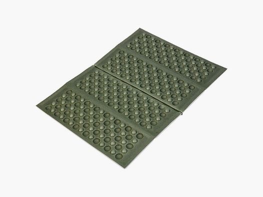 Foldable thermal sitting mat