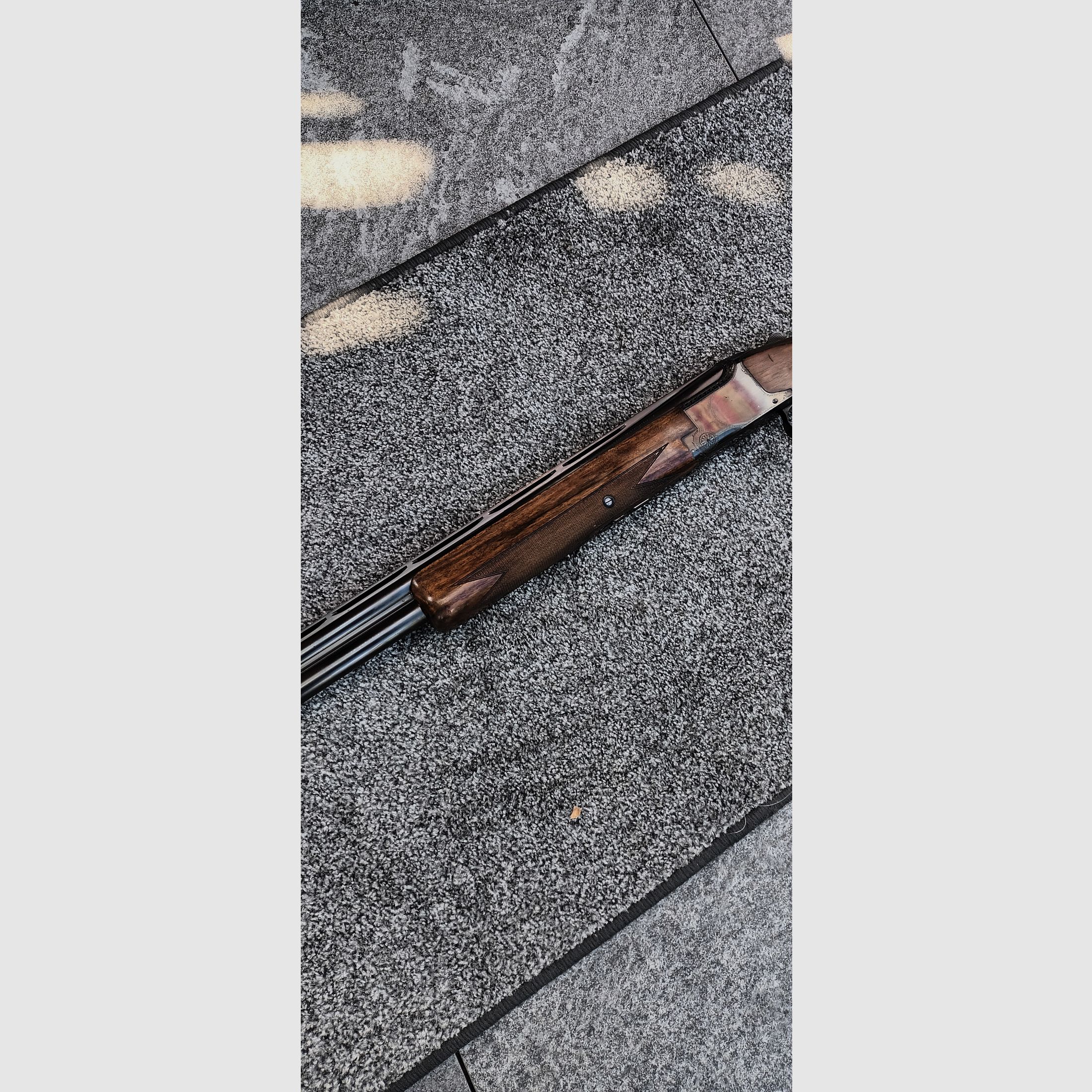 Browning B25