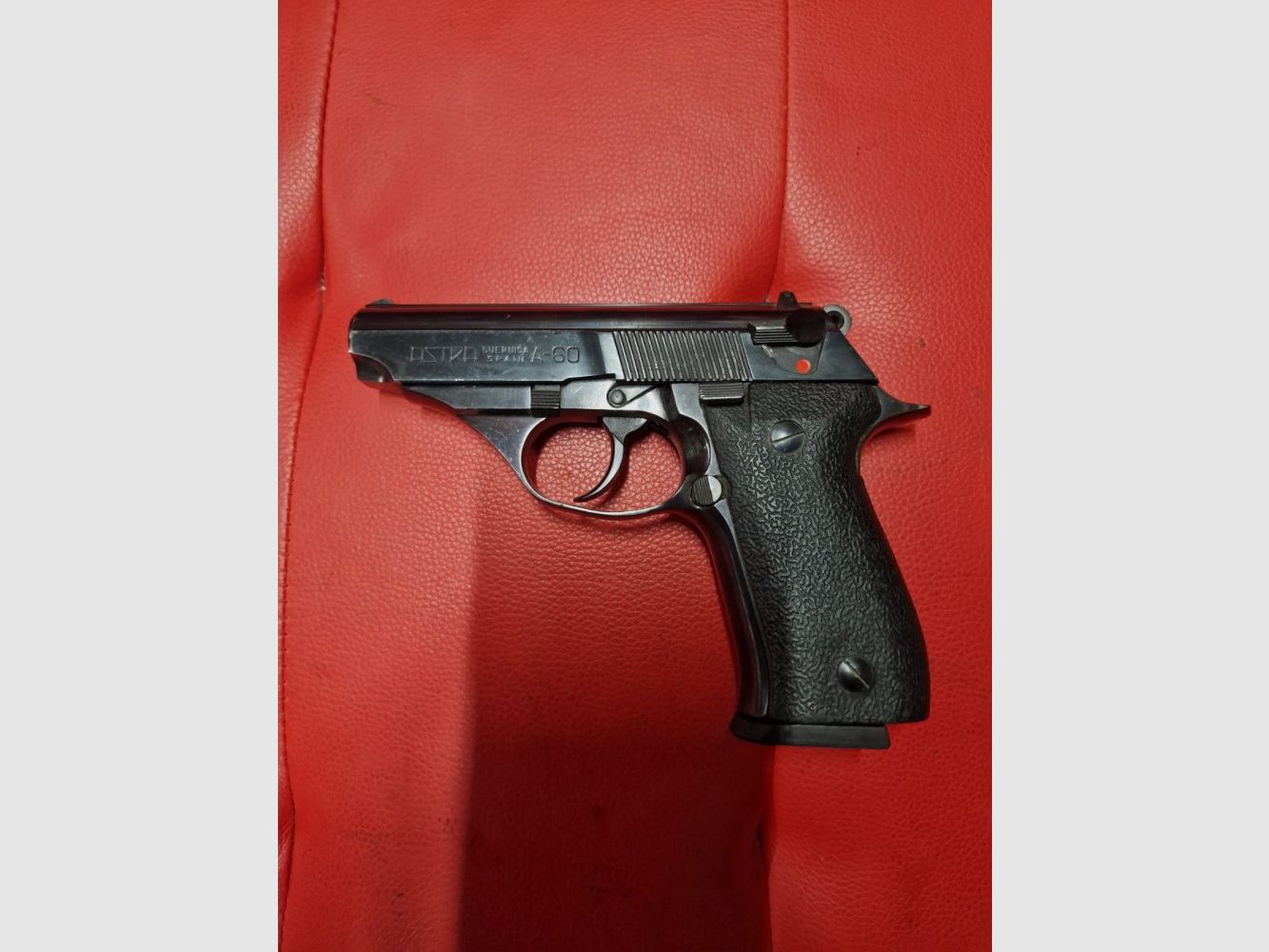 ASTRA A60 cal. 380 ACP (usato), immagine 1 di 2